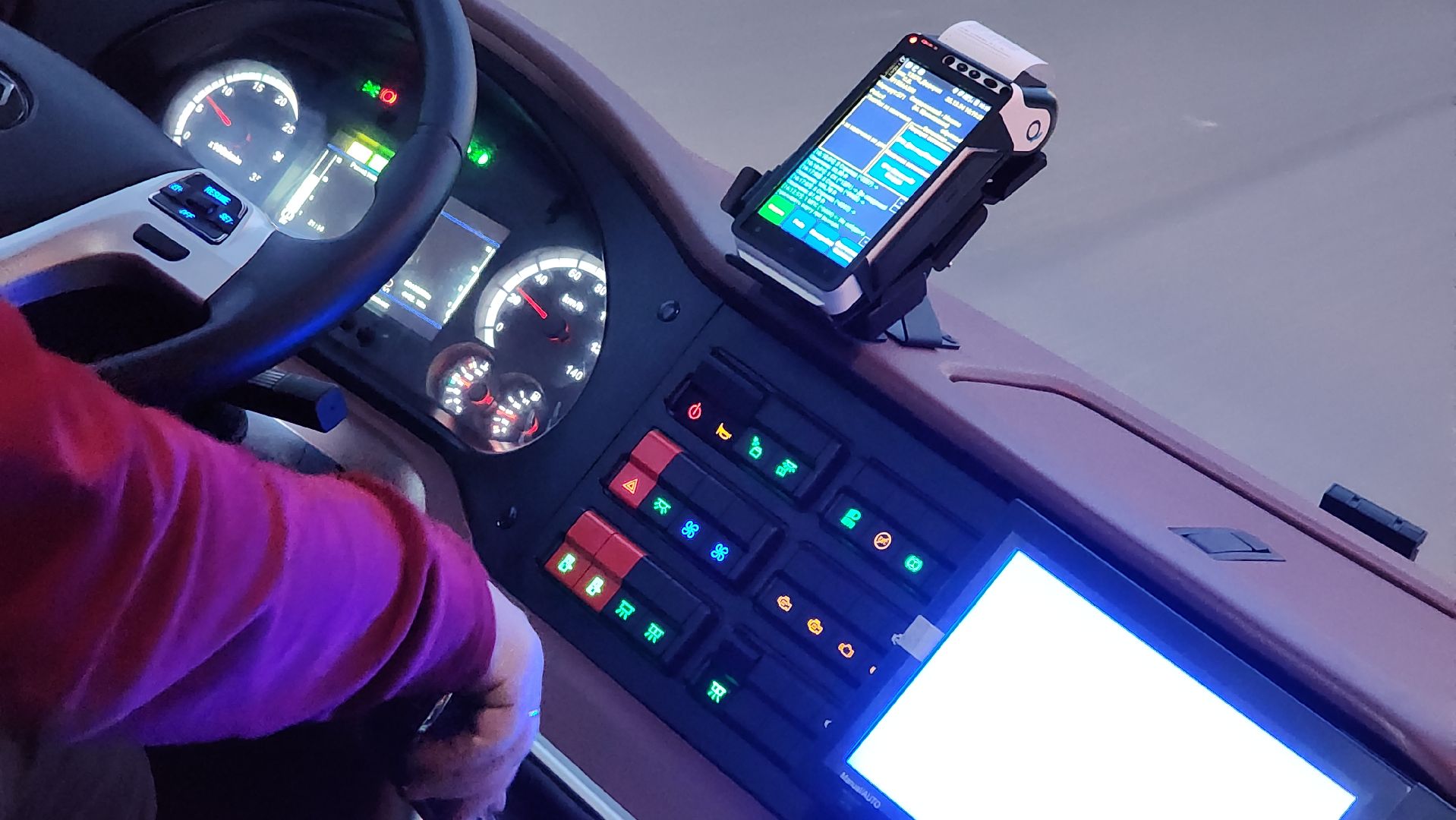 транспорт, новые автобусы, пассажиры, Лосино-Петровский, вертикалки,