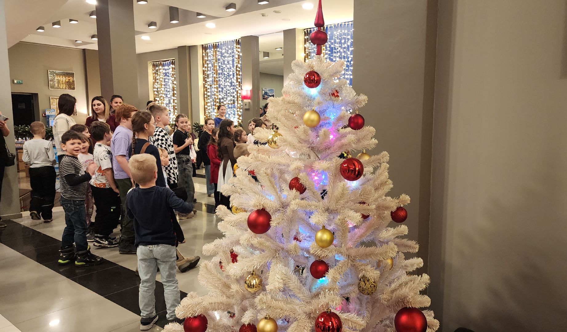 Звенигород, Культура, новогодние праздники, вертикалки,