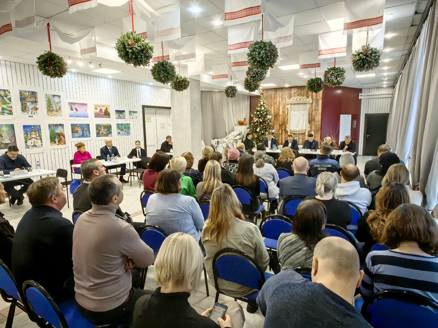 выездная администиация, досуг детей, секции, кружки, вертикалки