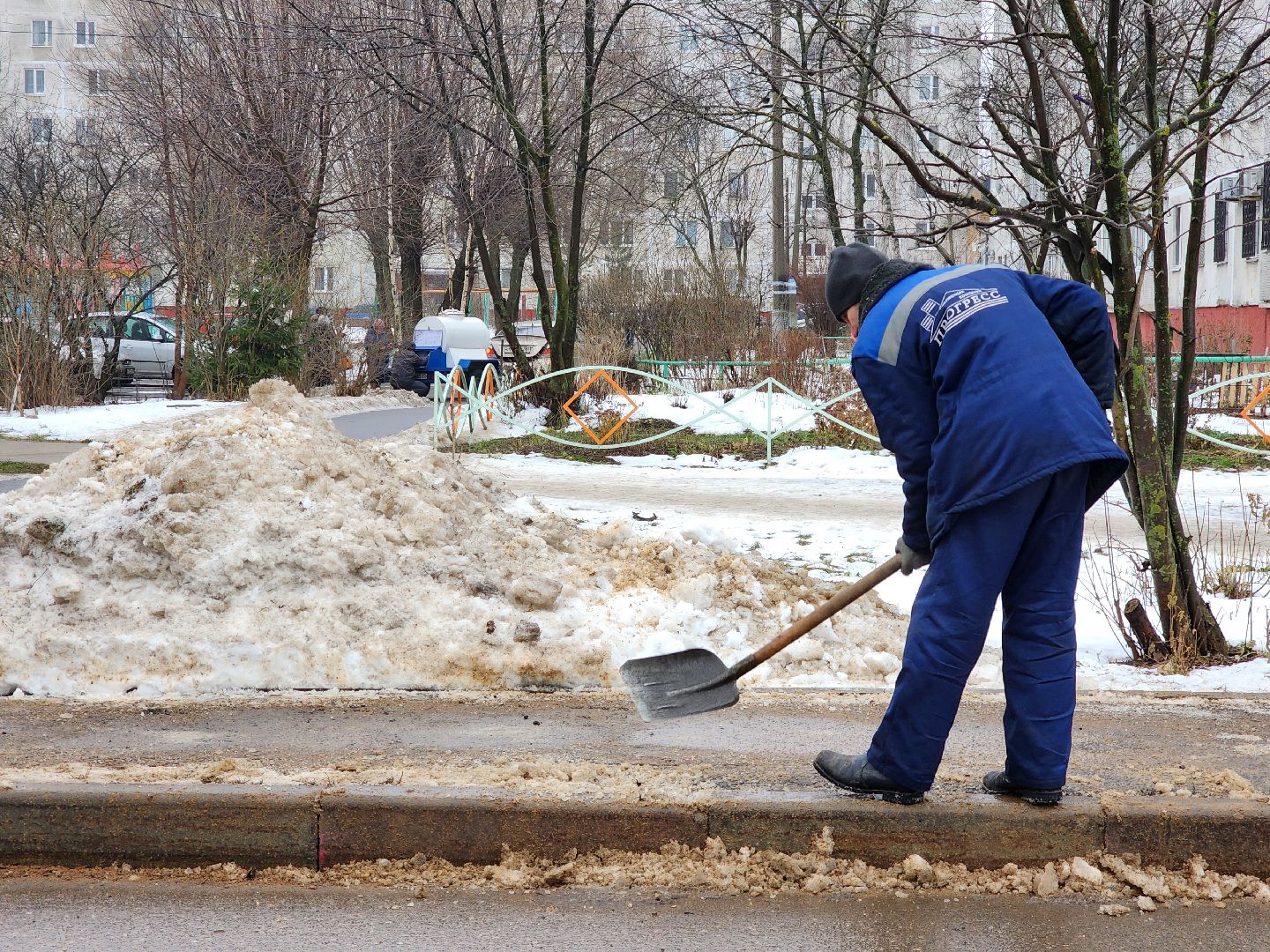 ногинск, коммунальная служба, мбу благосфера, жкх, очистка тротуаров, гололед, вертикалки