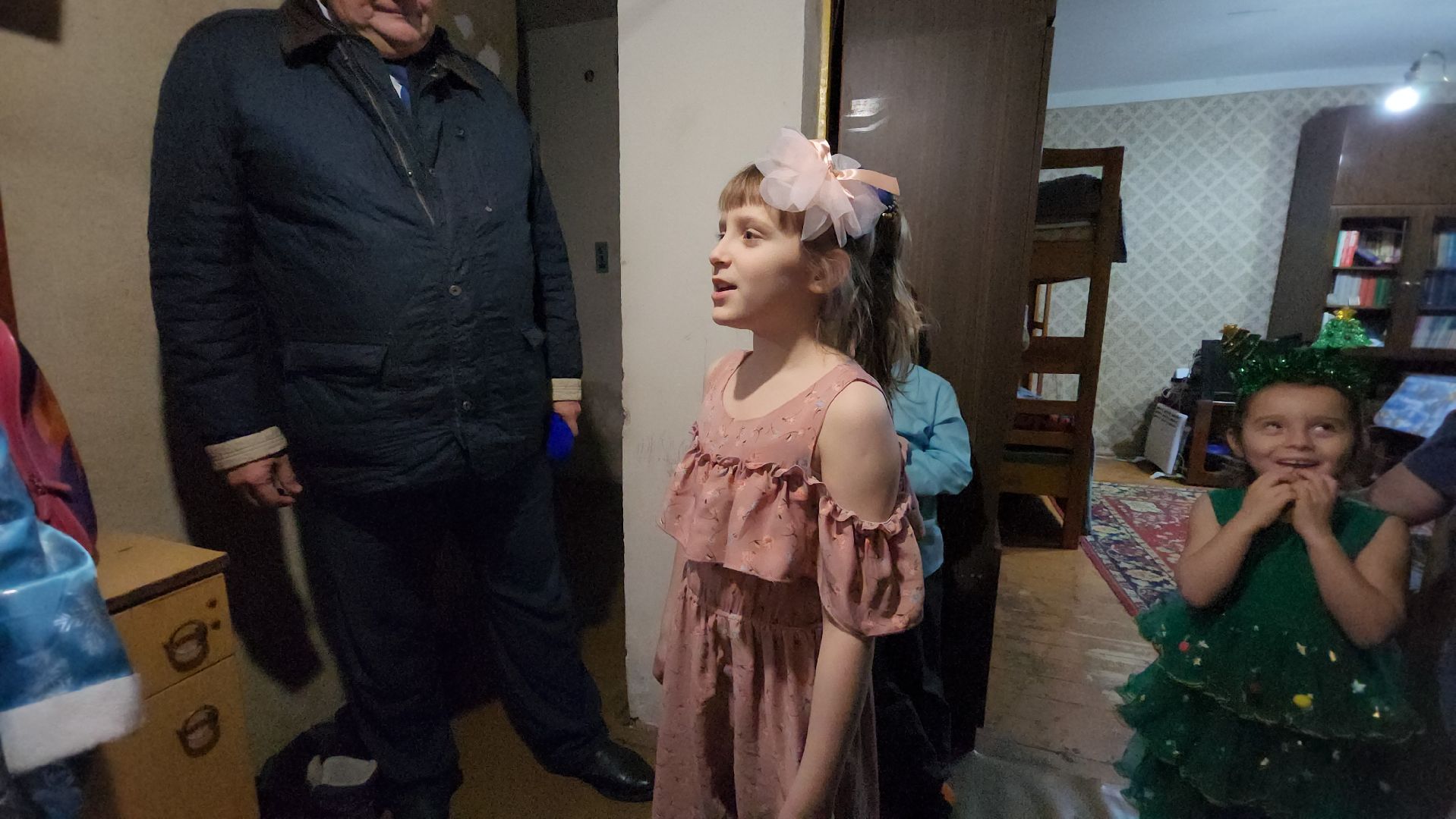 кашира, подарки на новый год, волонтеры, благотворительность, многодетная мама,