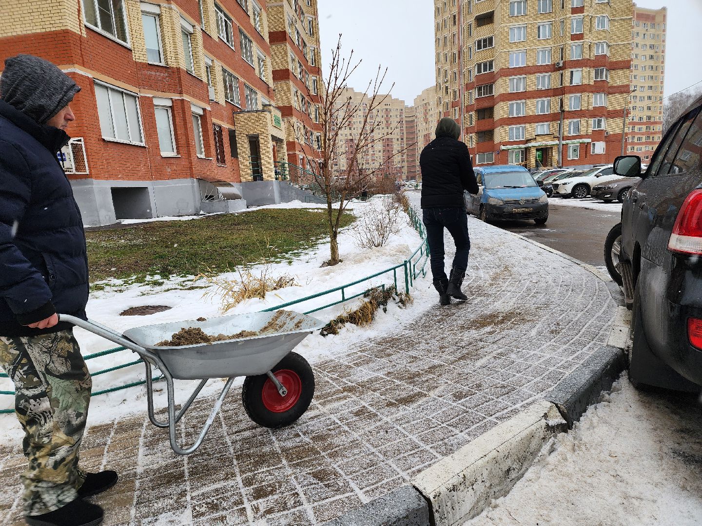 жкх, снег, наледь, гололед, гололедица, песок, противогололедный материал, соль, ук, управляющая компания, вертикалки,