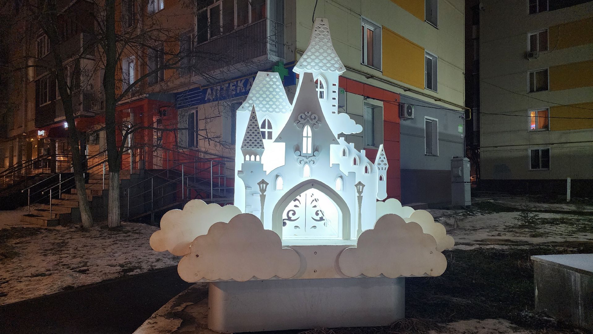 кашира, новый год, новогодние украшения, гирлянды, елка, вертикалки,