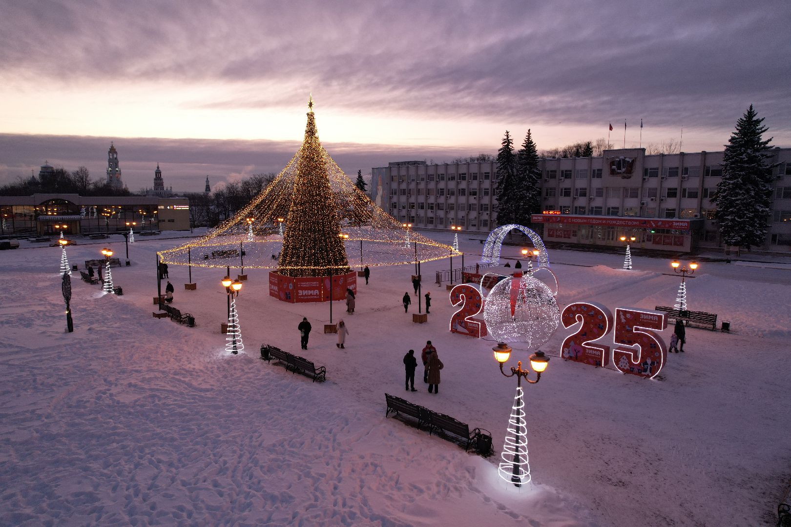 видео с коптера, ёлка, иллюминация, сергиев посад,