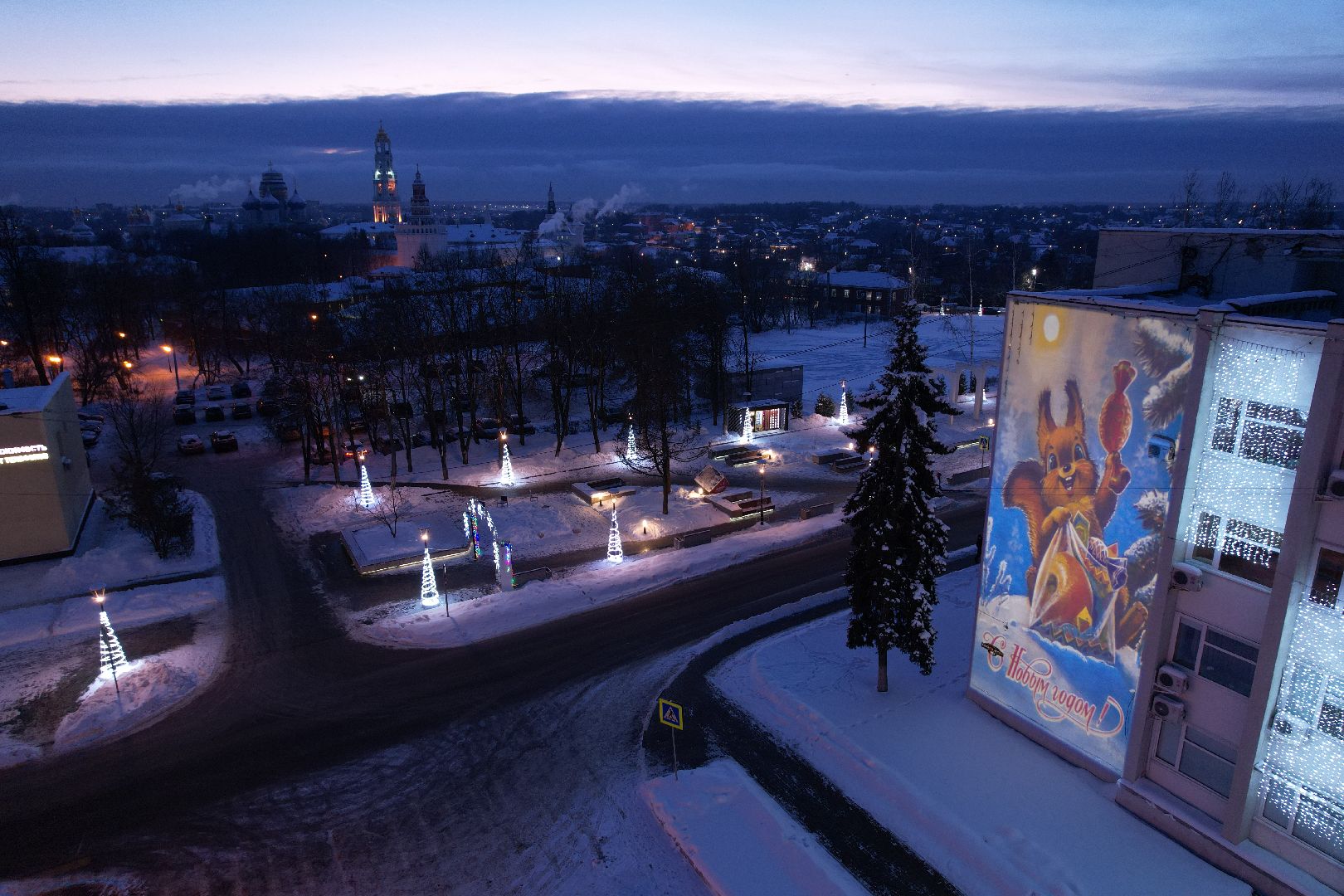 видео с коптера, ёлка, иллюминация, сергиев посад,