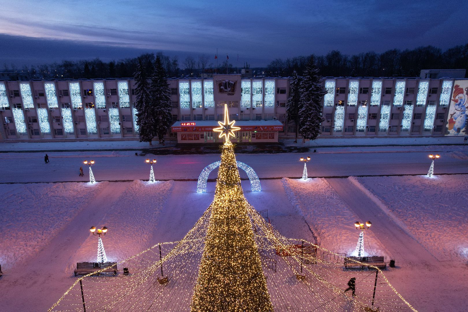 видео с коптера, ёлка, иллюминация, сергиев посад,