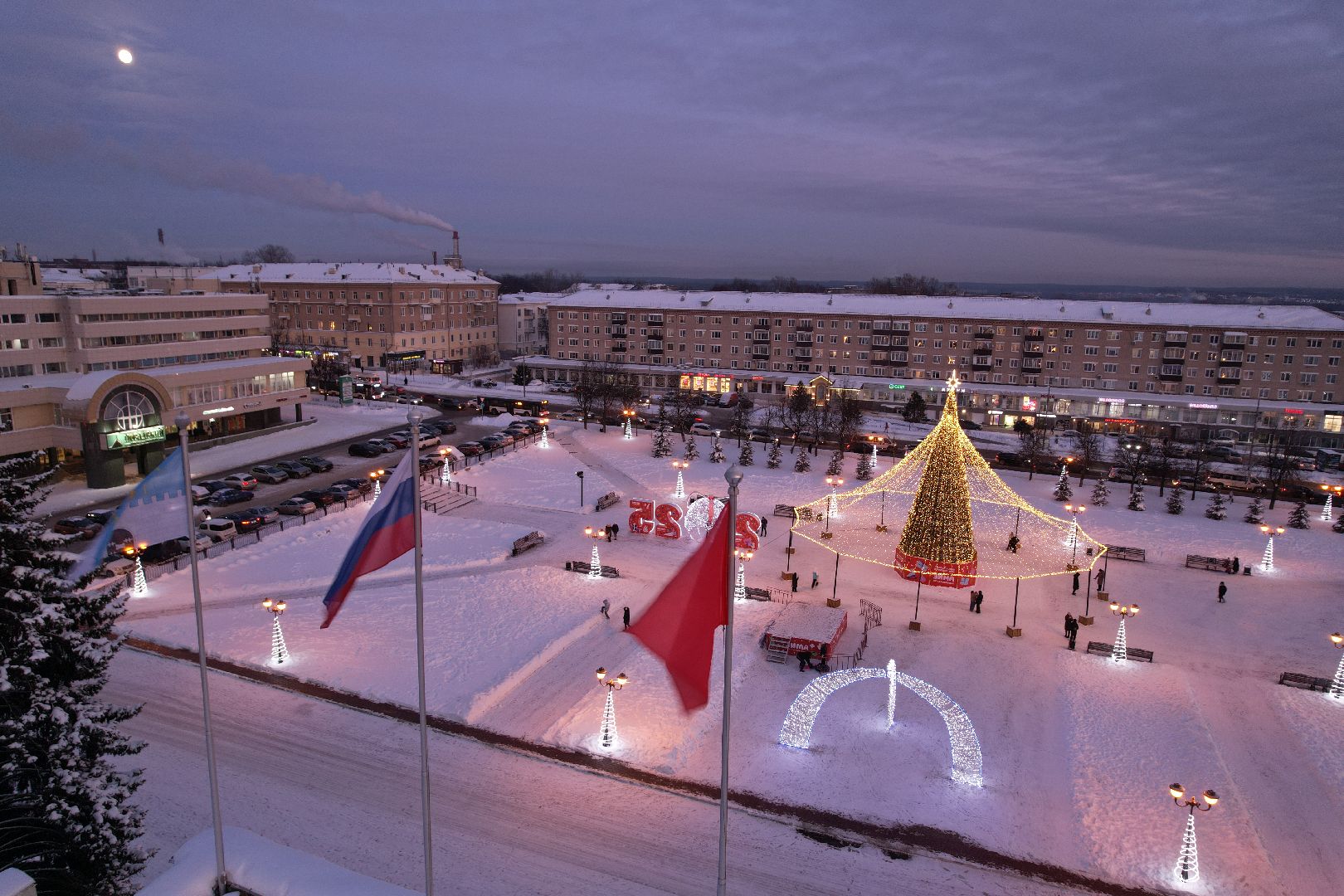 видео с коптера, ёлка, иллюминация, сергиев посад,