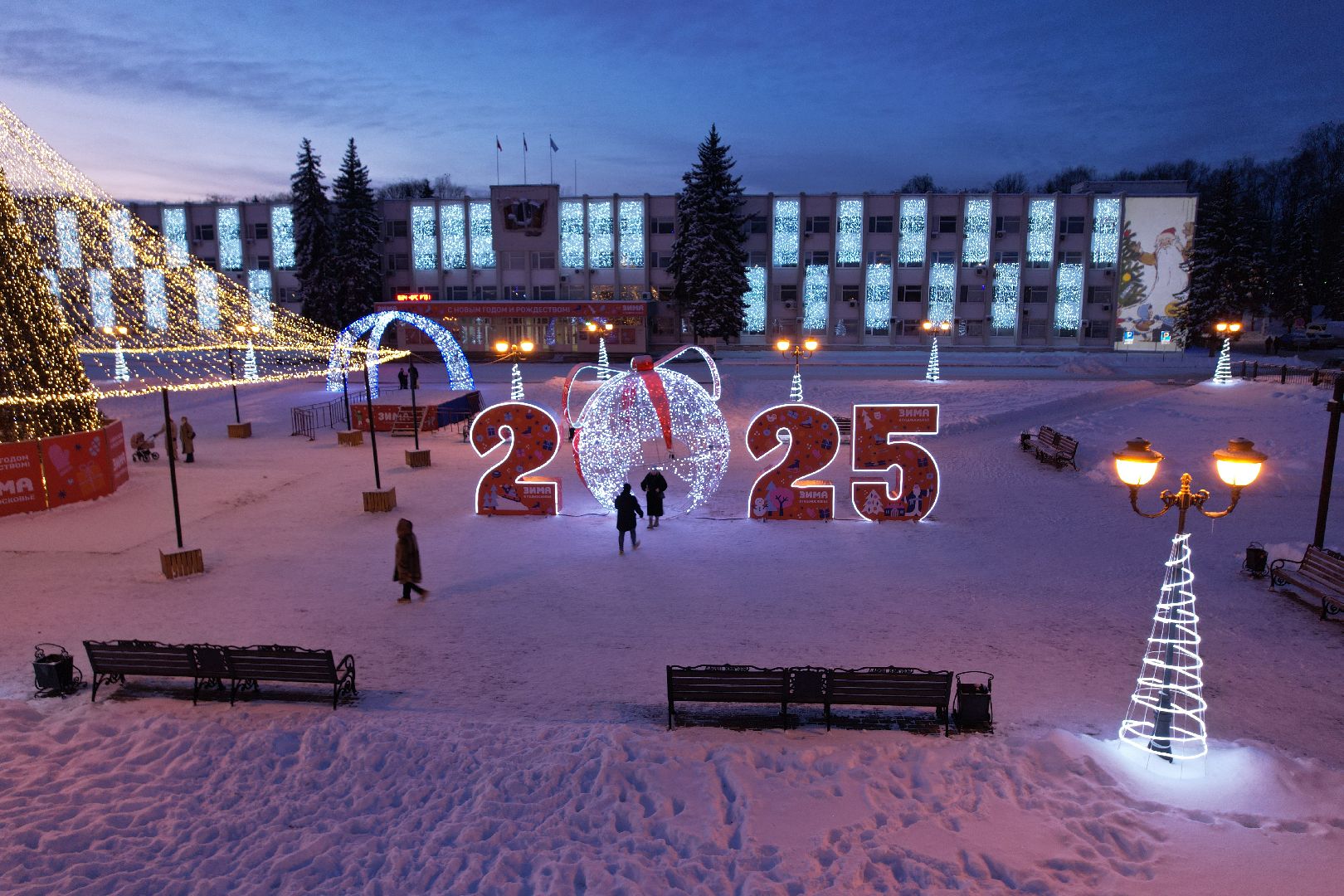 видео с коптера, ёлка, иллюминация, сергиев посад,