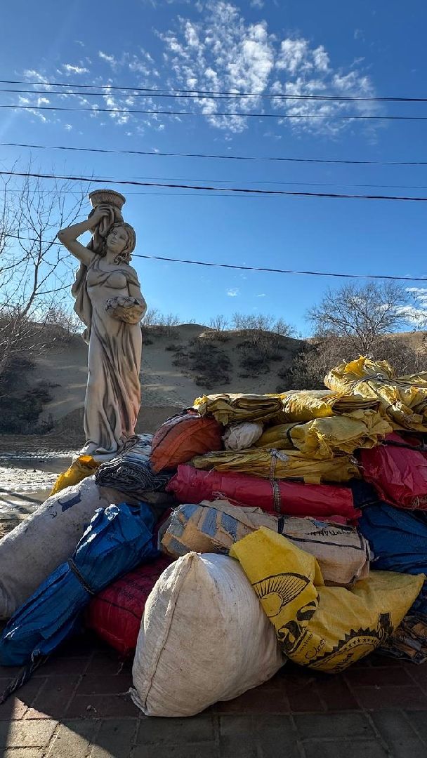 Волонтеры Подмосковья, Витязево, Волонтеры убирают пляжи Анапы,эксклюзив, экология, чп,общество,