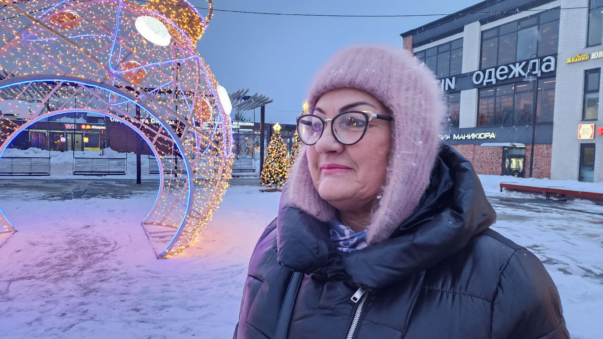 новогодняя иллюминация, истра, украшение города к новому году, вертикалки,