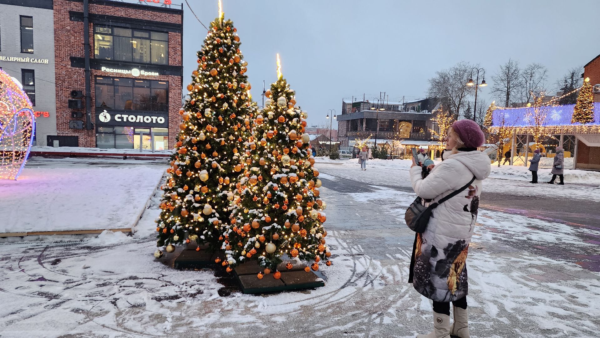 новогодняя иллюминация, истра, украшение города к новому году, вертикалки,