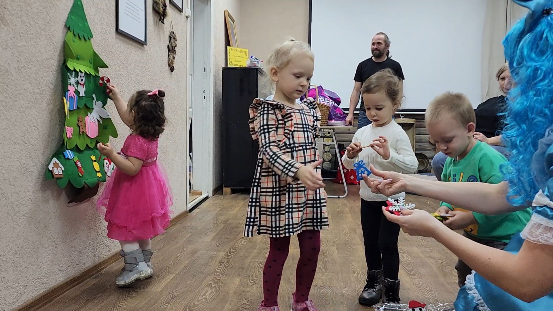 Бронницы, Новый год в музее, В гостях у Снегурочки, Новогодний праздник для детей, Вертикалка, Вертикальное видео,