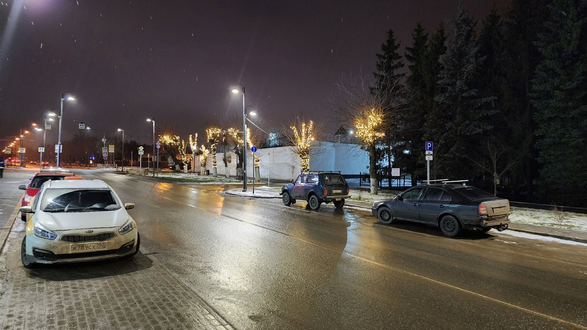 кашира, новый год, украшения к новому году, гирлянды, иллюминация, вертикалки,