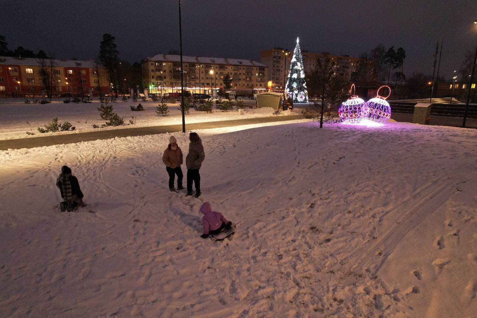 видео с коптера, орехово-зуево, ликино-дулево, ёлка, благоустройство, новый год,