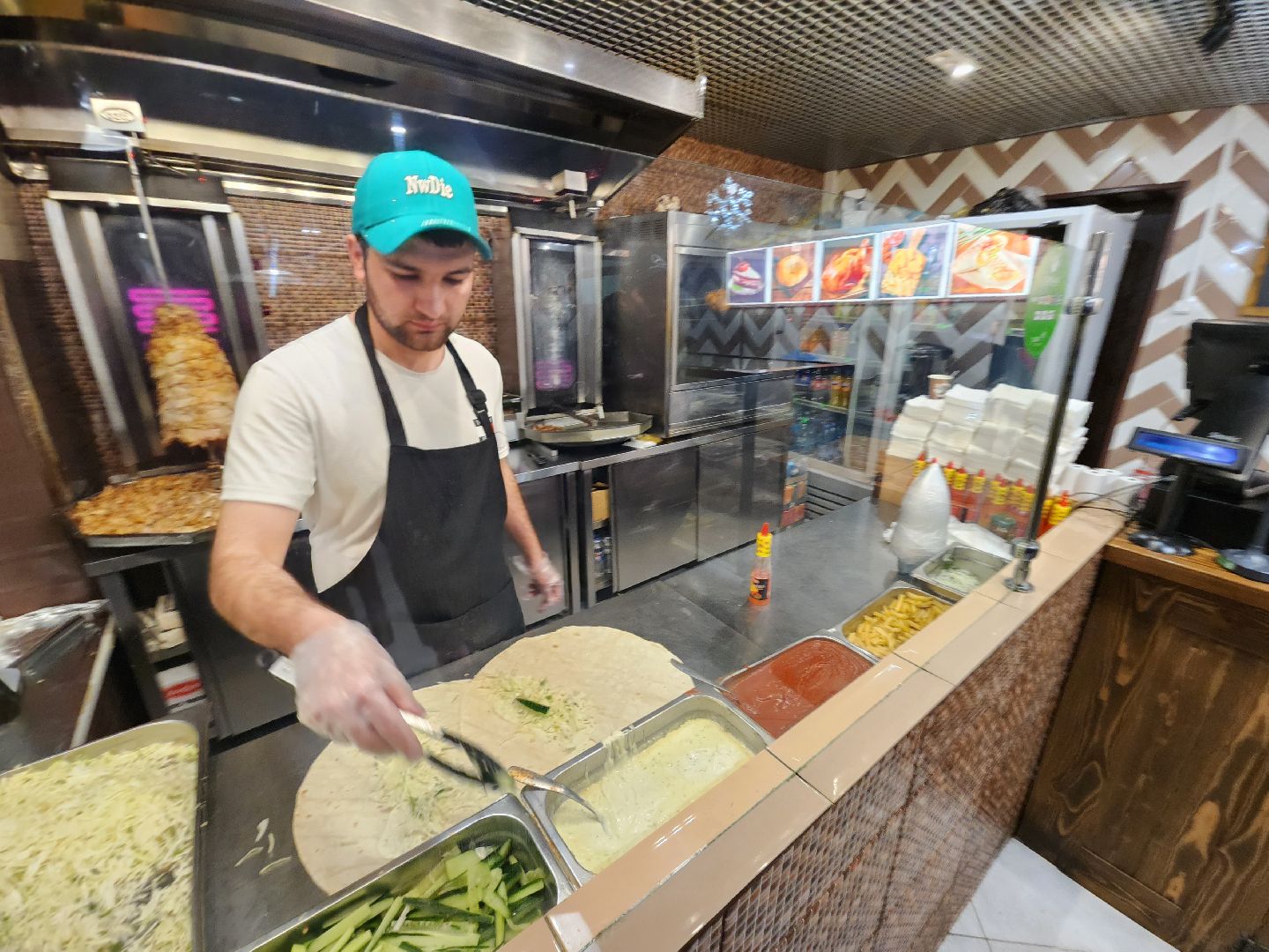 Чехов, привокзальная площадь, шаурмишная, шаурменная, шаурма, национальный стандарт, ГОСТ, Роскачество, санитарные нормы, технология приготовления, новые требования,