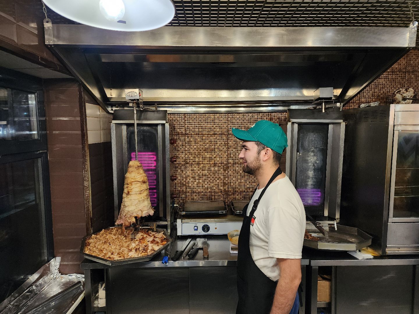 Чехов, привокзальная площадь, шаурмишная, шаурменная, шаурма, национальный стандарт, ГОСТ, Роскачество, санитарные нормы, технология приготовления, новые требования,