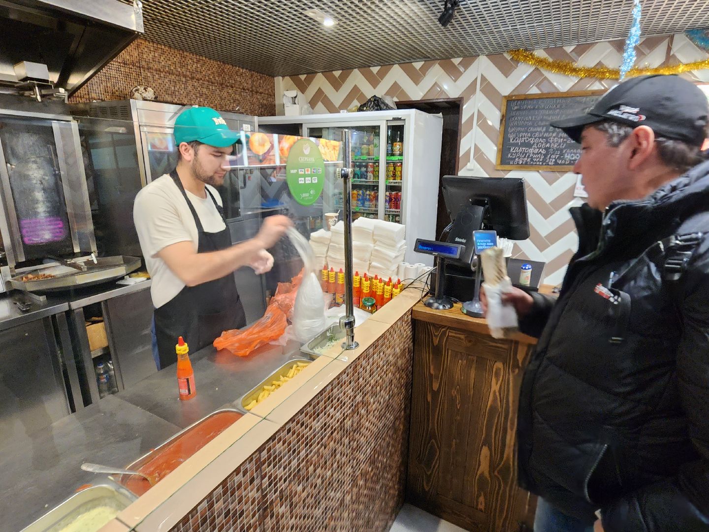 Чехов, привокзальная площадь, шаурмишная, шаурменная, шаурма, национальный стандарт, ГОСТ, Роскачество, санитарные нормы, технология приготовления, новые требования,