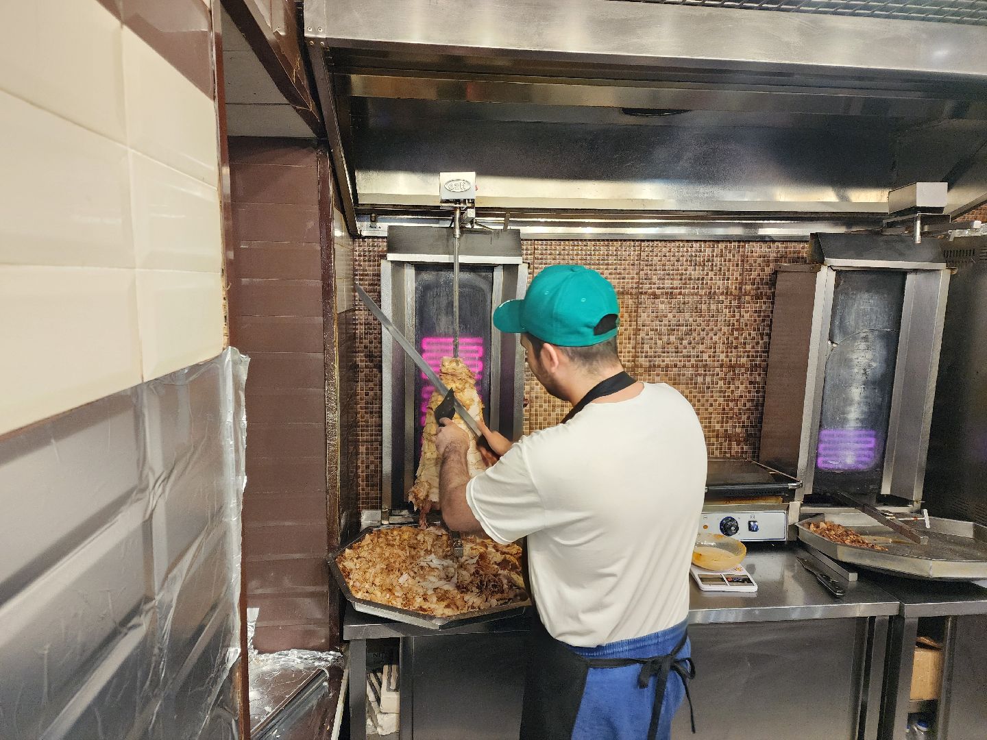 Чехов, привокзальная площадь, шаурмишная, шаурменная, шаурма, национальный стандарт, ГОСТ, Роскачество, санитарные нормы, технология приготовления, новые требования,