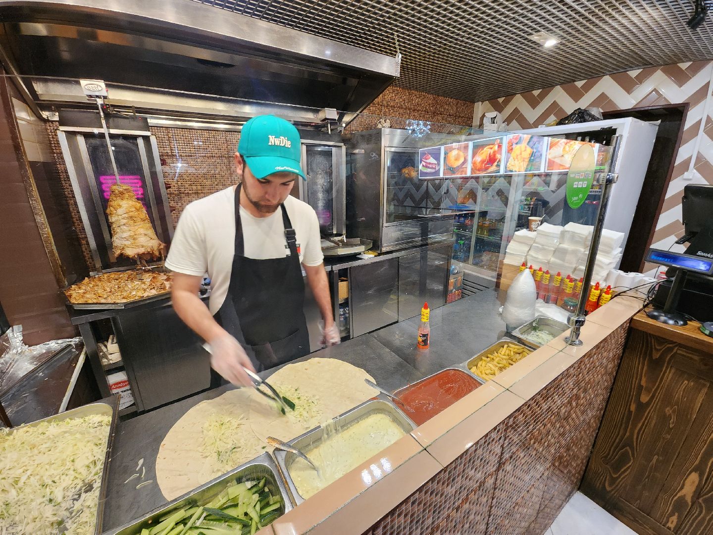 Чехов, привокзальная площадь, шаурмишная, шаурменная, шаурма, национальный стандарт, ГОСТ, Роскачество, санитарные нормы, технология приготовления, новые требования,