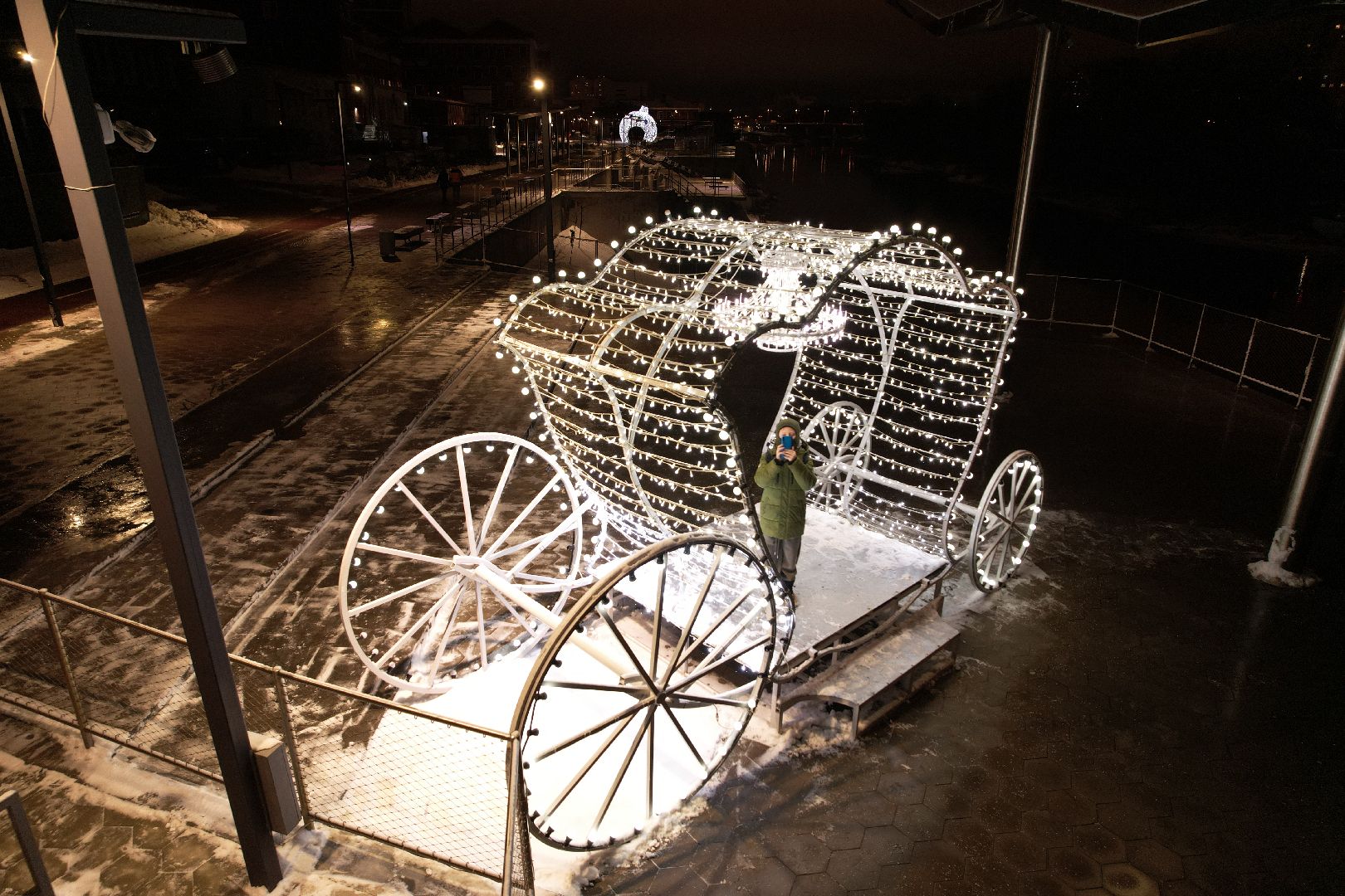 видео с коптера, орехово зуево, новый год, украшение, набережная, клязьма,