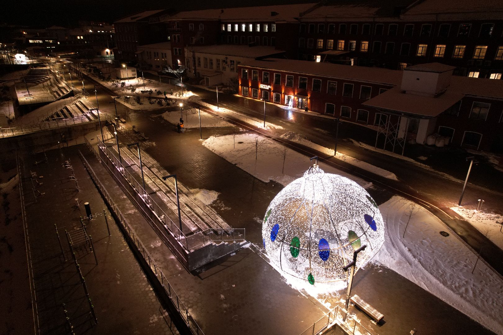 видео с коптера, орехово зуево, новый год, украшение, набережная, клязьма,