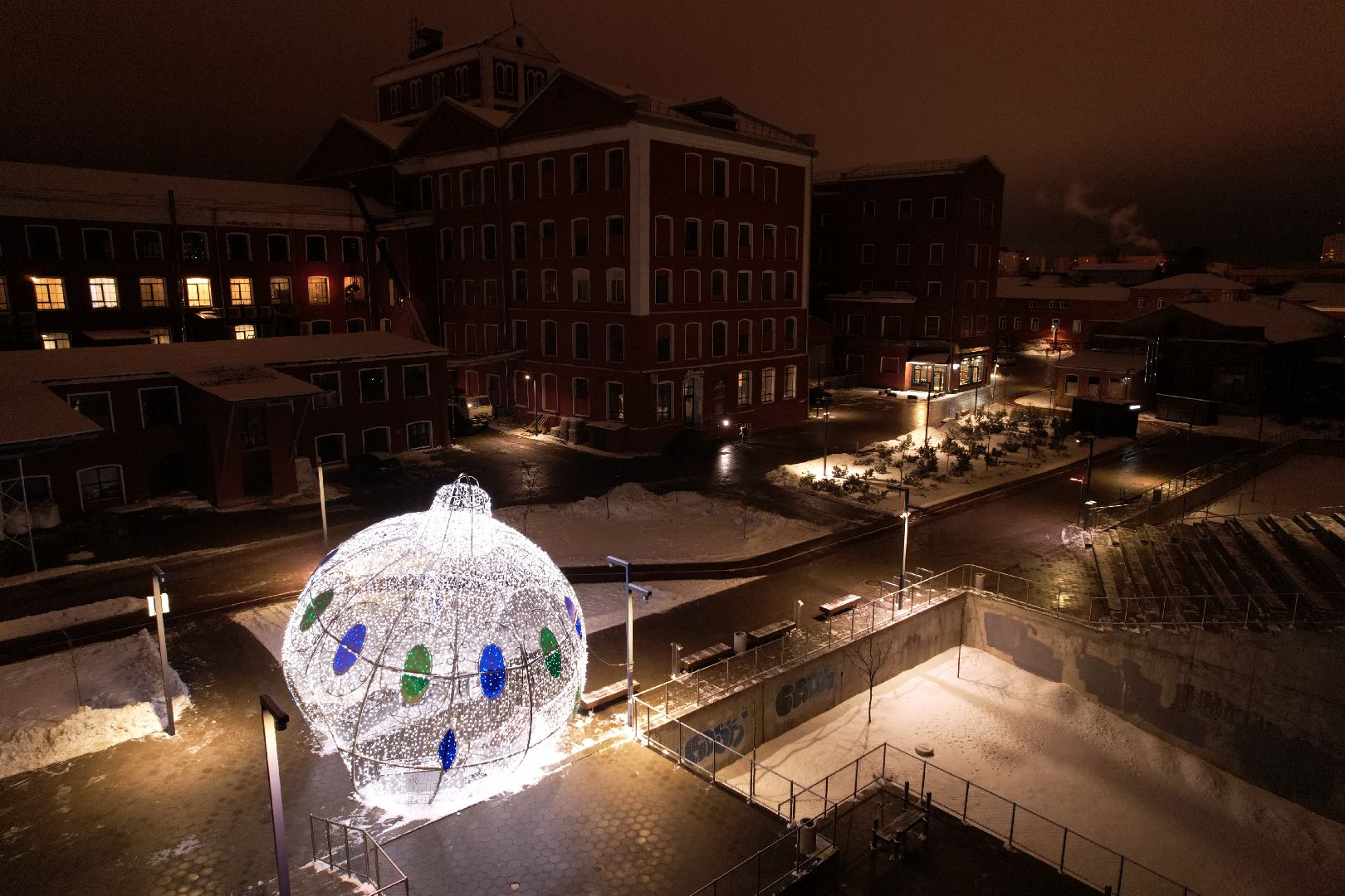 видео с коптера, орехово зуево, новый год, украшение, набережная, клязьма,