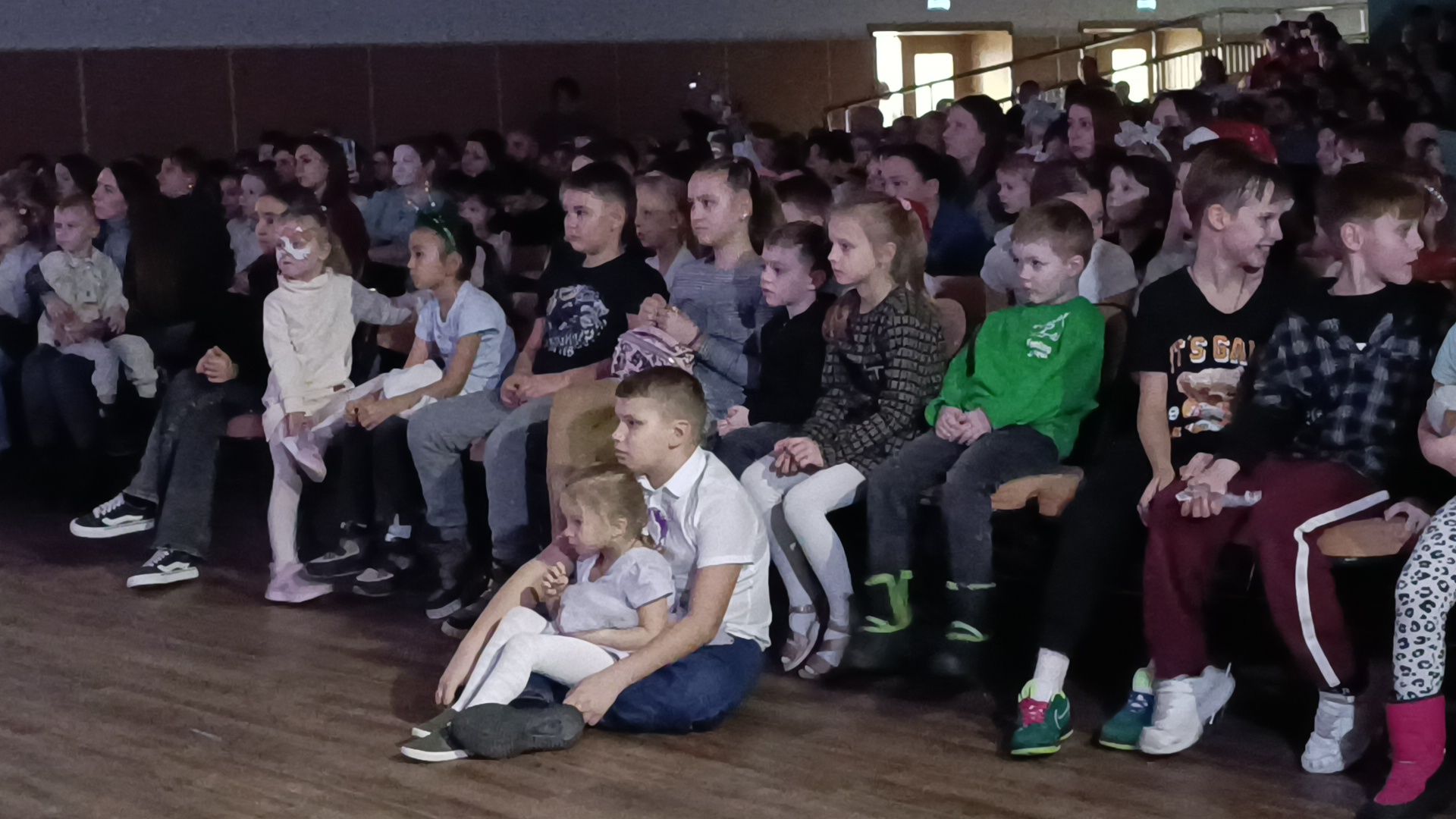 благотворительная елка, лобня, спектакль,авиатика,