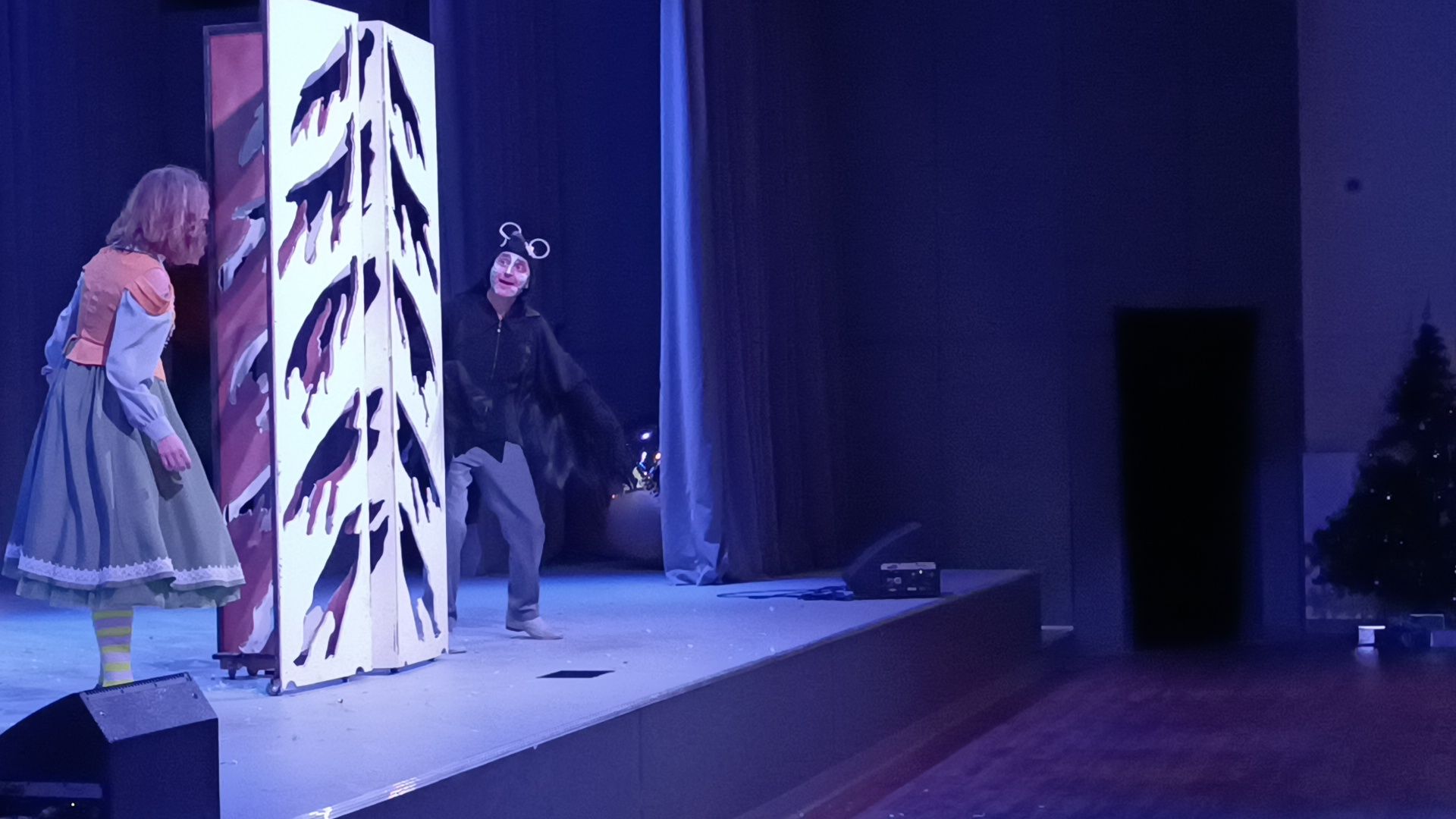 благотворительная елка, лобня, спектакль,авиатика,