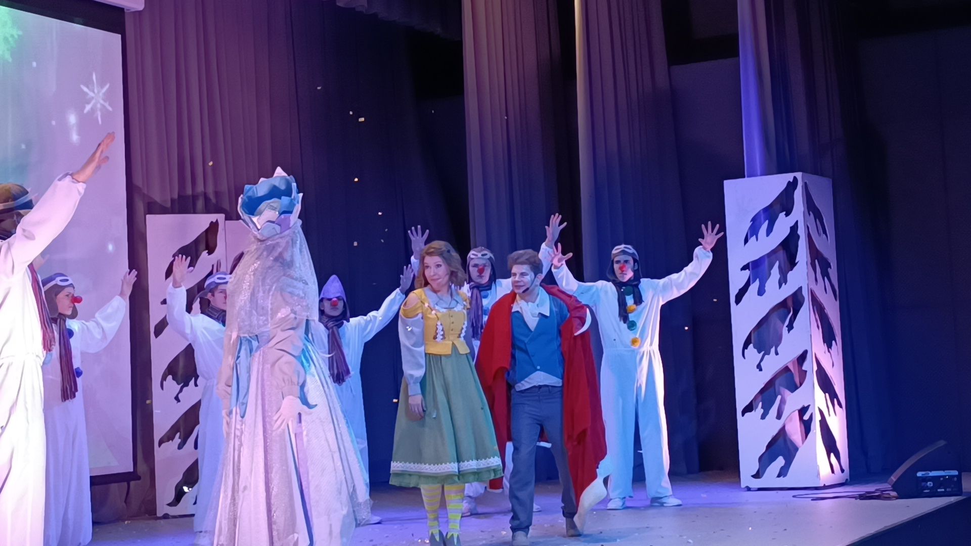 благотворительная елка, лобня, спектакль,авиатика,