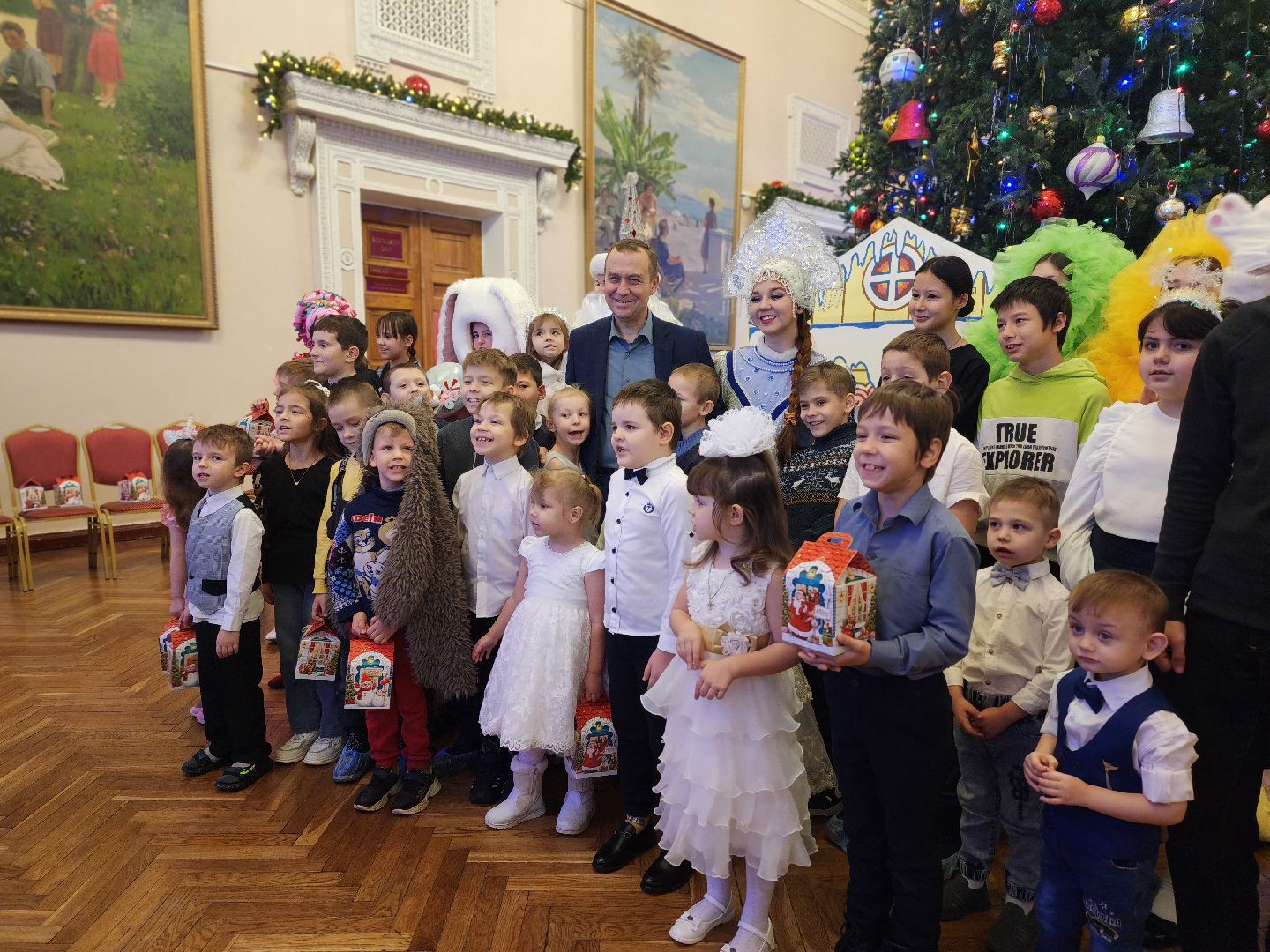 воскресенск, общество, дети, благотворительная елка, вертикалки,