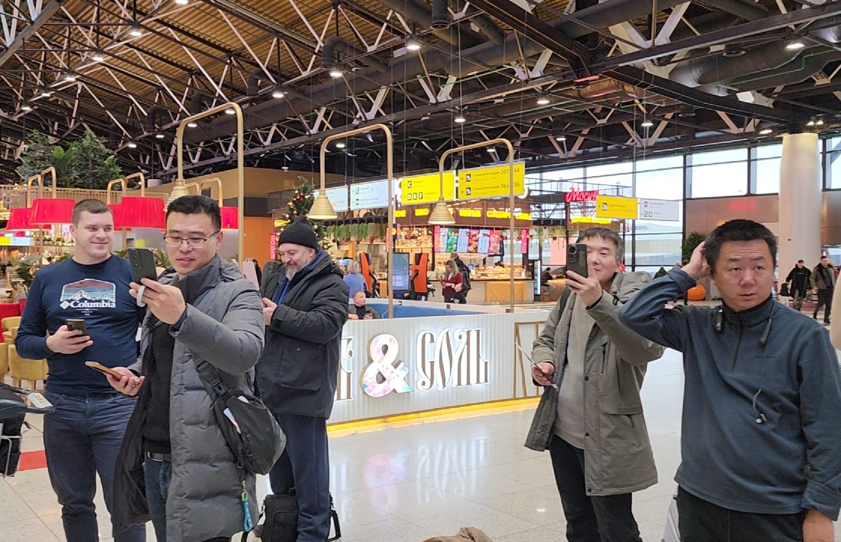 новый год, дед мороз и снегурочка, шереметьево, аэропорт, вертикалки,