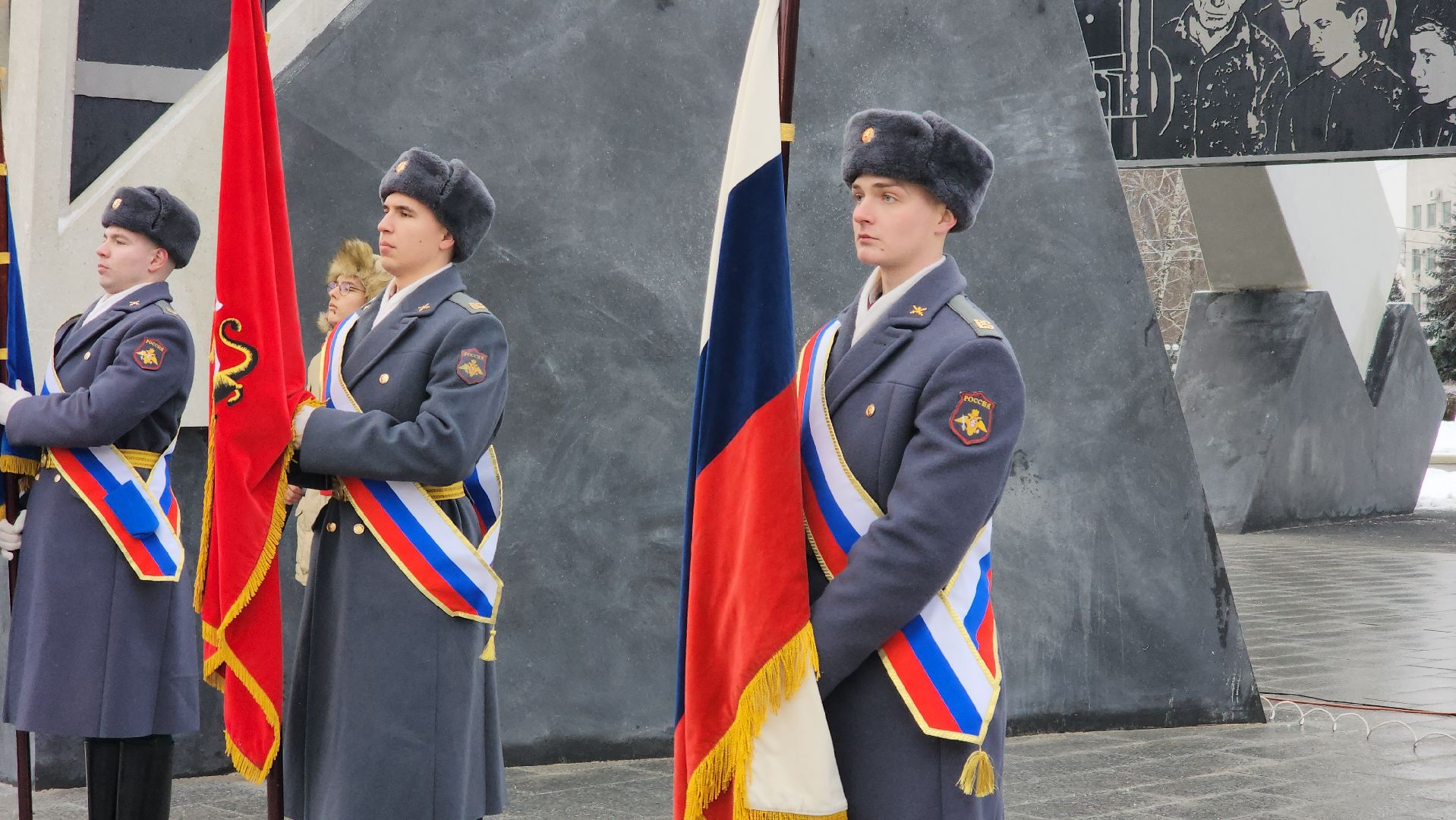 Подольск, Стела город трудовой доблести, Открытие стелы, Благоустройство,