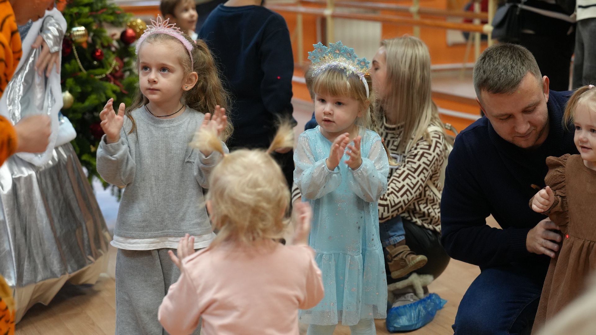 вертикалка, утренник, новый год,