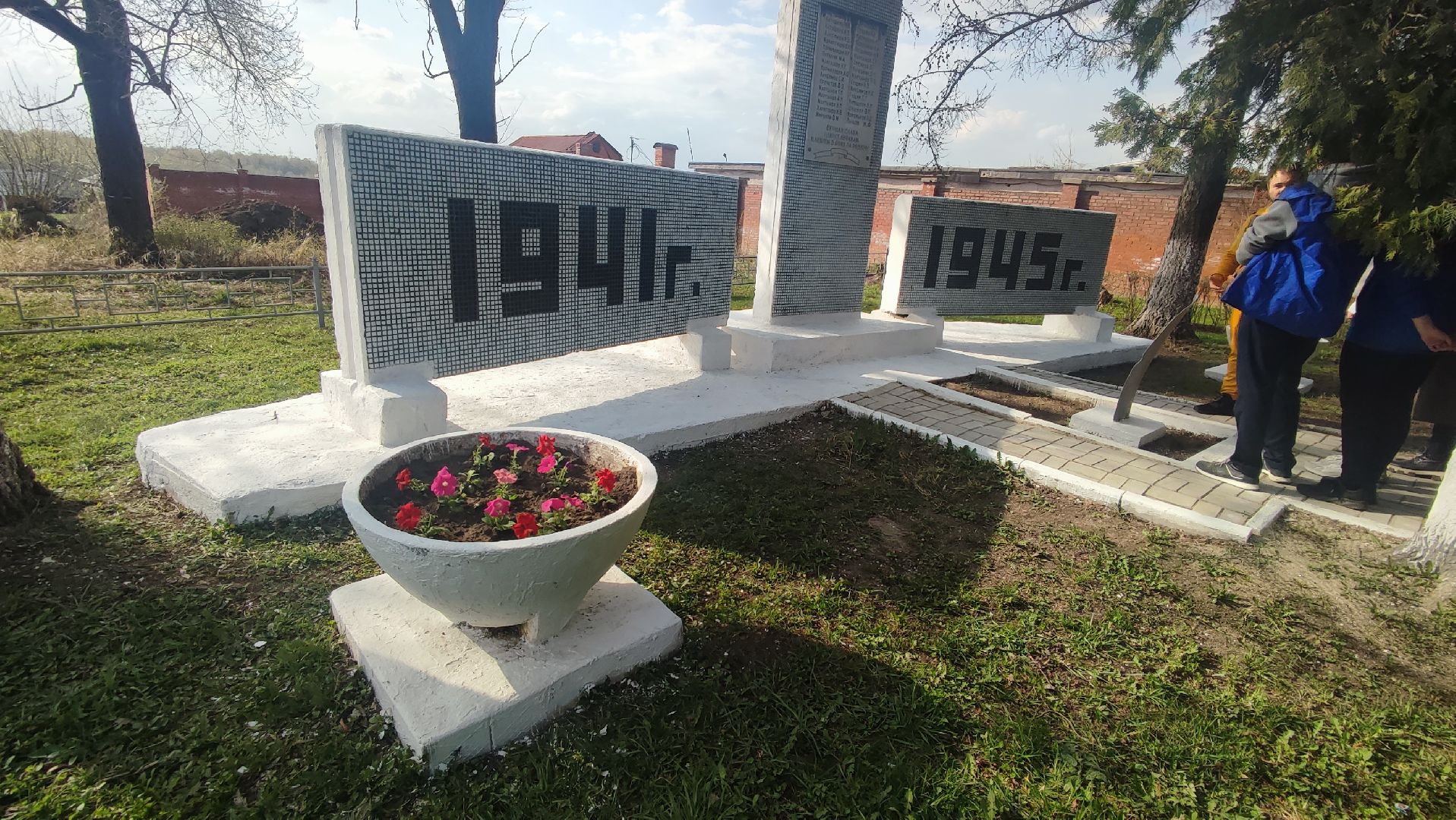 Кашира, Хитровка, мемориал, памятник, субботник, 9 мая