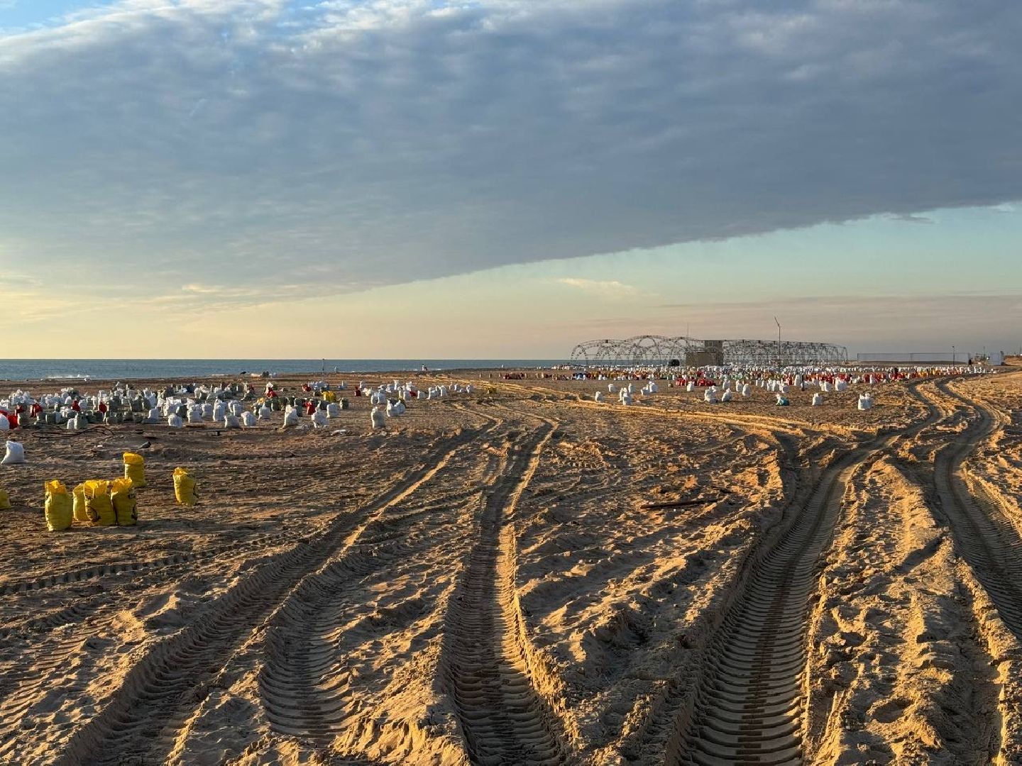 эксклюзив, экология, ЧП, общество, волонтеры подмосковья, очистка пляжей Анапы, Борьба с мазутом,