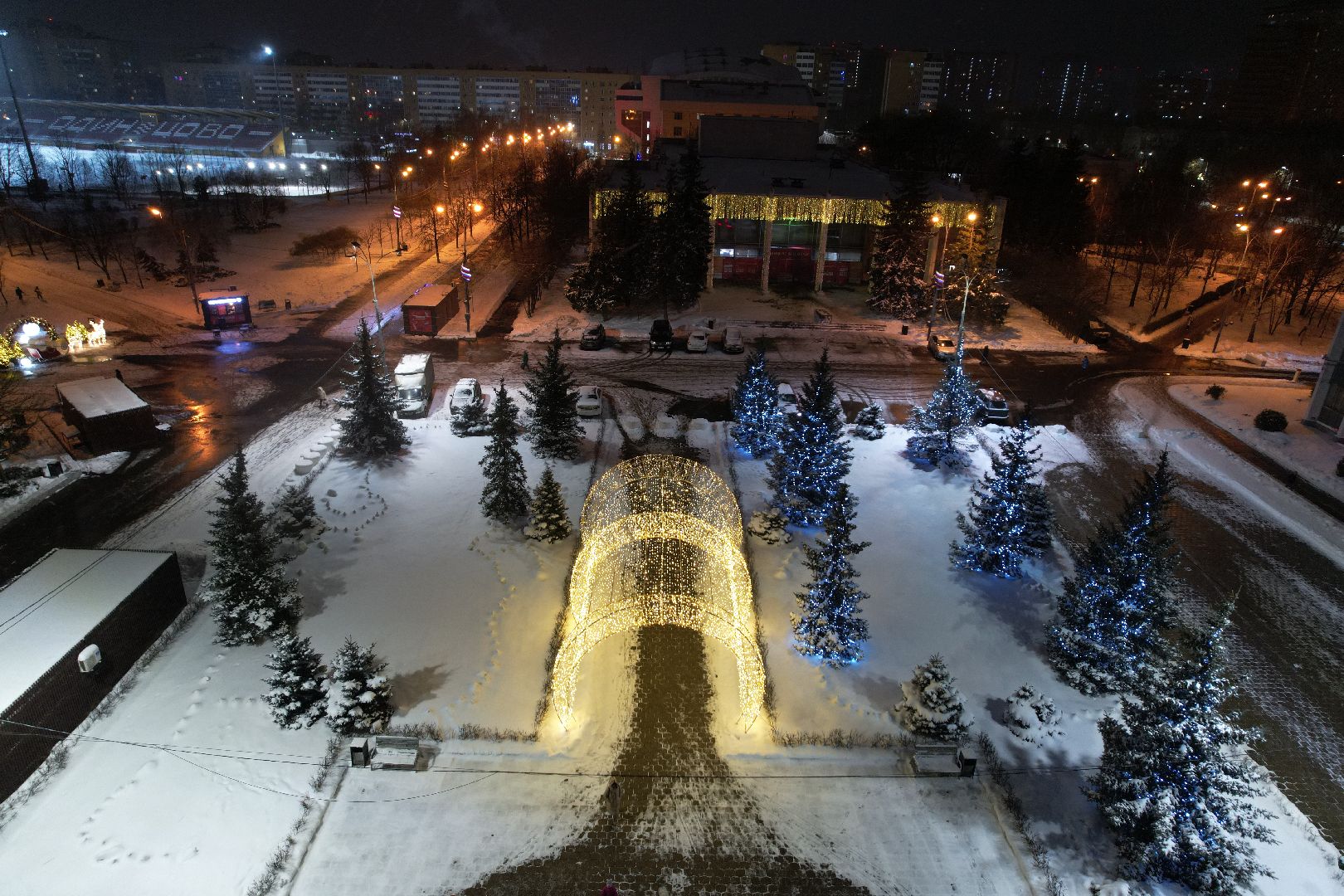 видео с коптера, одинцово, ёлка, новый год, иллюминация,