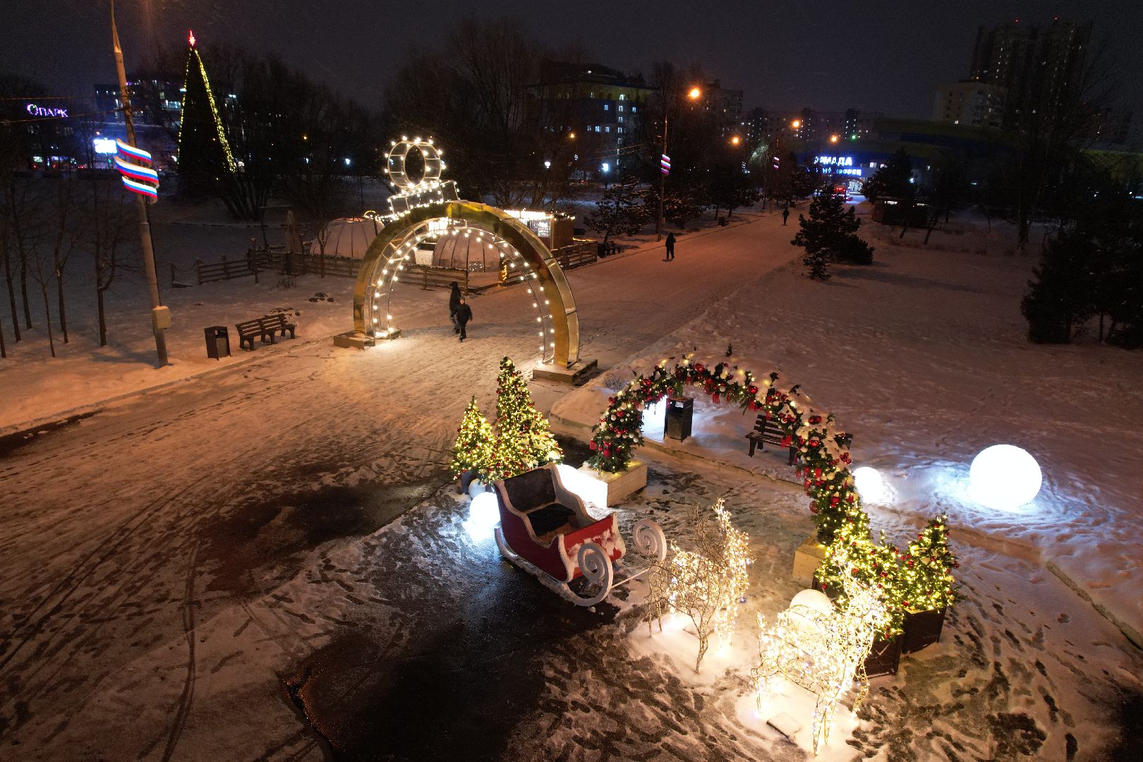 видео с коптера, одинцово, ёлка, новый год, иллюминация,