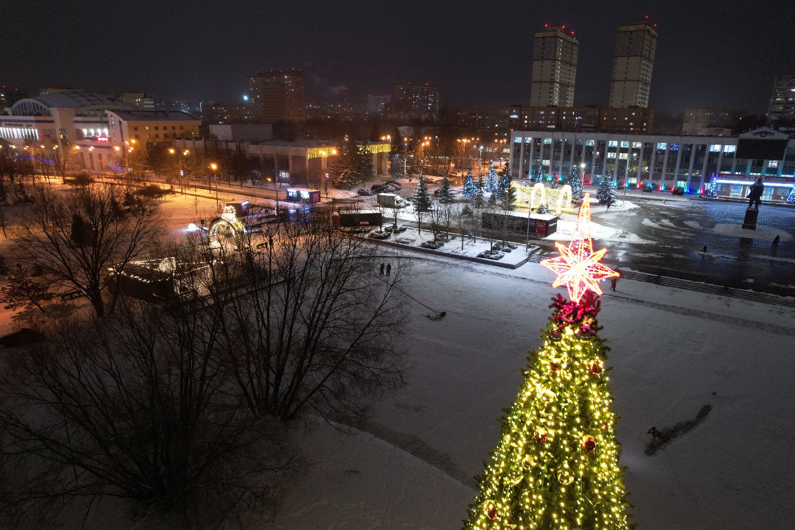 видео с коптера, одинцово, ёлка, новый год, иллюминация,