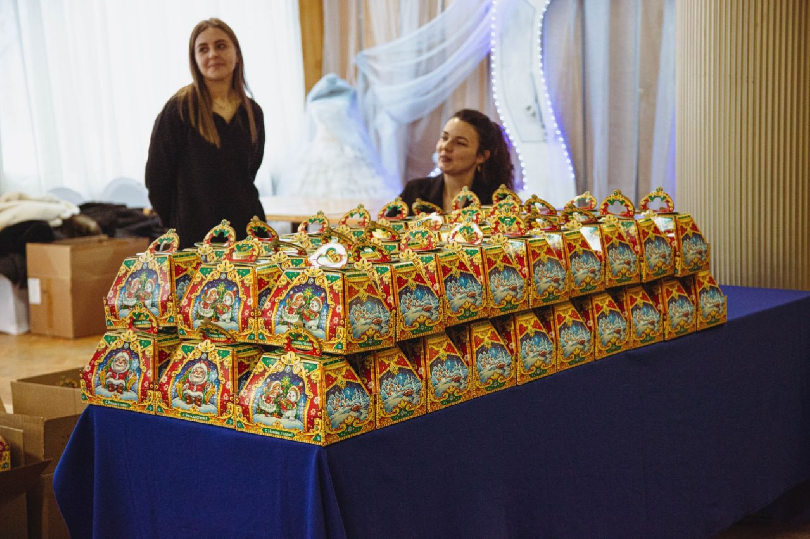 елка главы, сво, многодетные семьи, космос, подарки, дед мороз, вертикалки