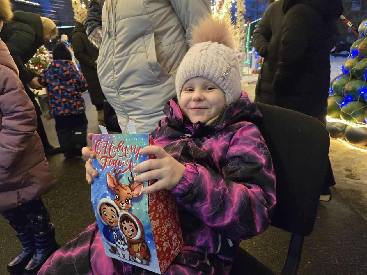 можайск, можайский городской округ, подмосковье, елка желаний, всероссийская акция, исполнение желаний, исполнение детских желаний, мечты, дети, новый год, новогодние праздники,