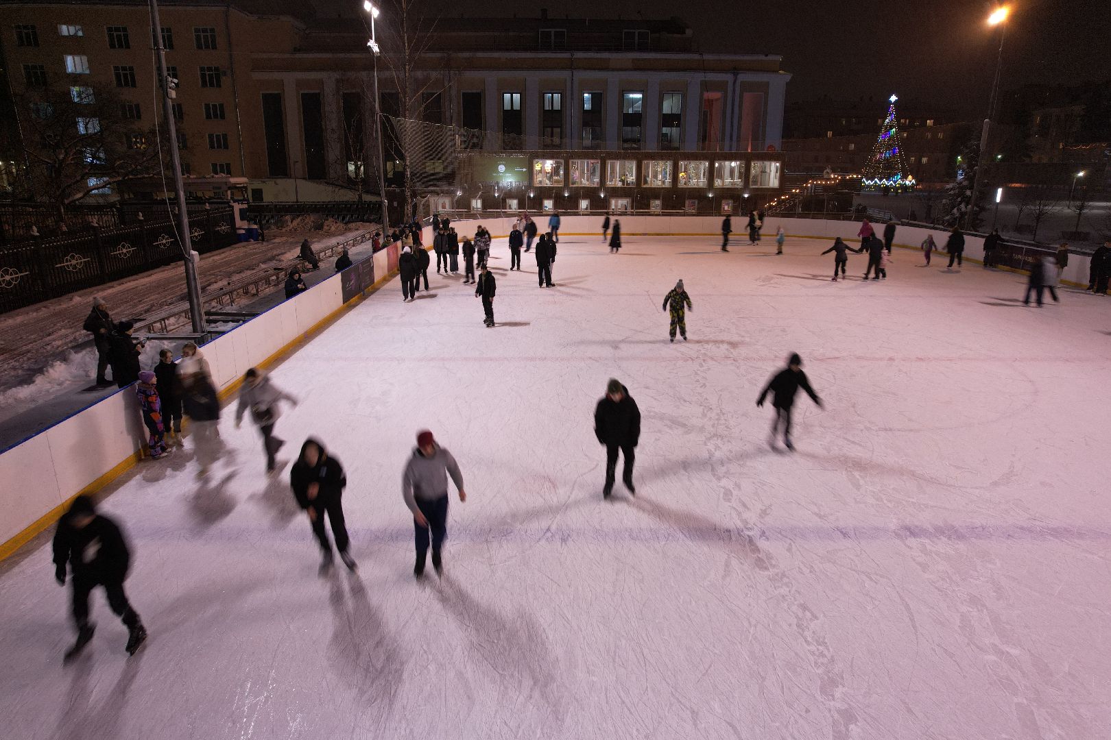 видео с коптера, зима в подмосковье, каток, королёв,