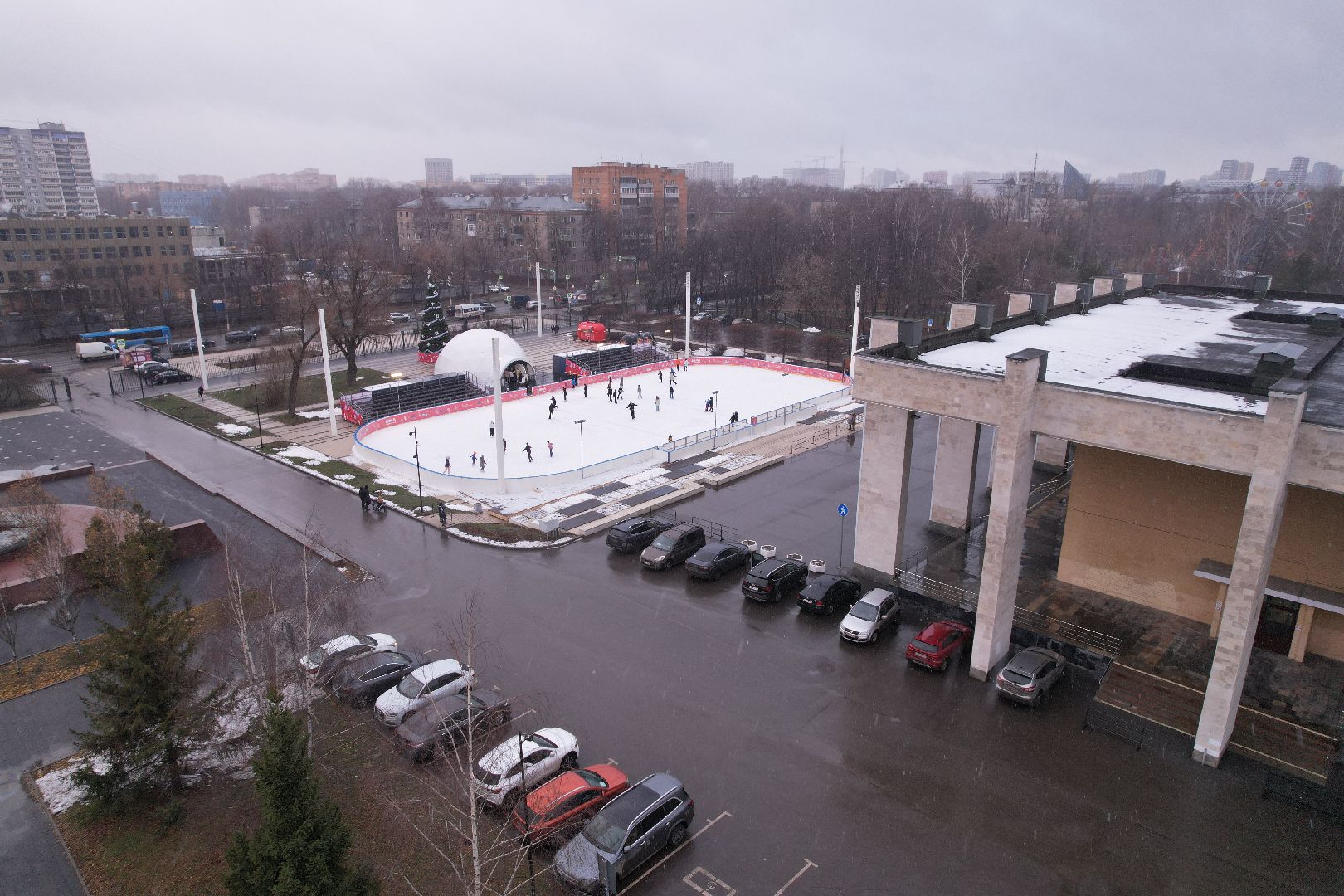 видео с коптера, мытищи, каток, зима в подмосковье,
