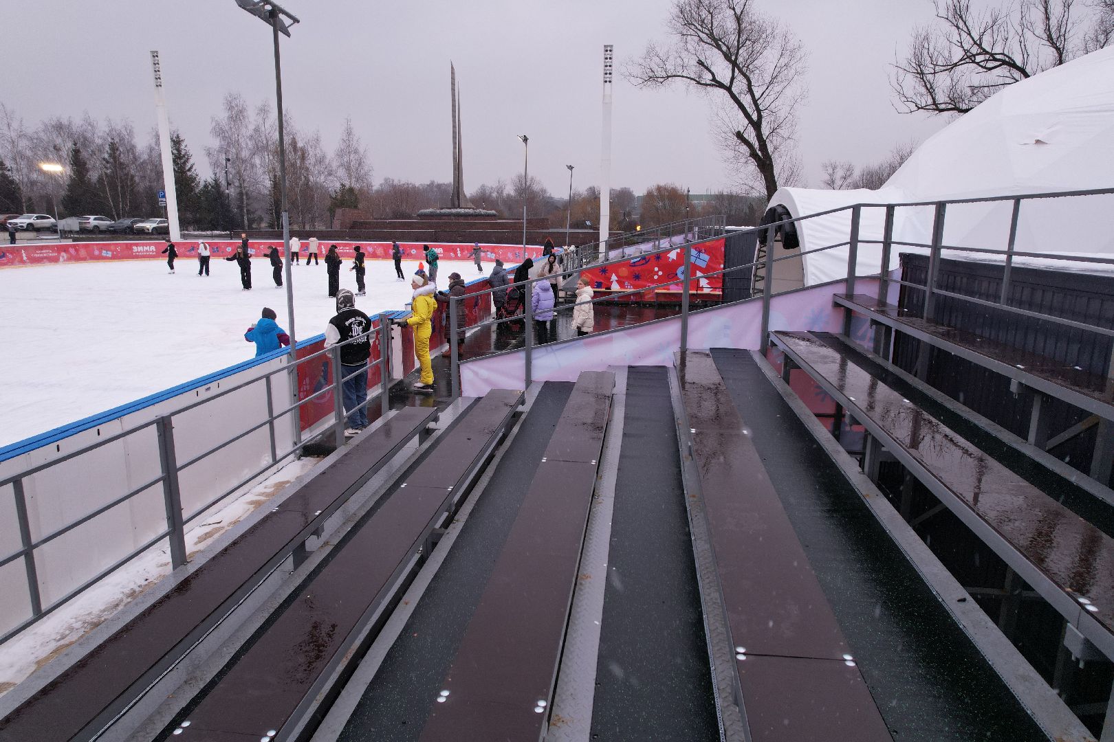видео с коптера, мытищи, каток, зима в подмосковье,