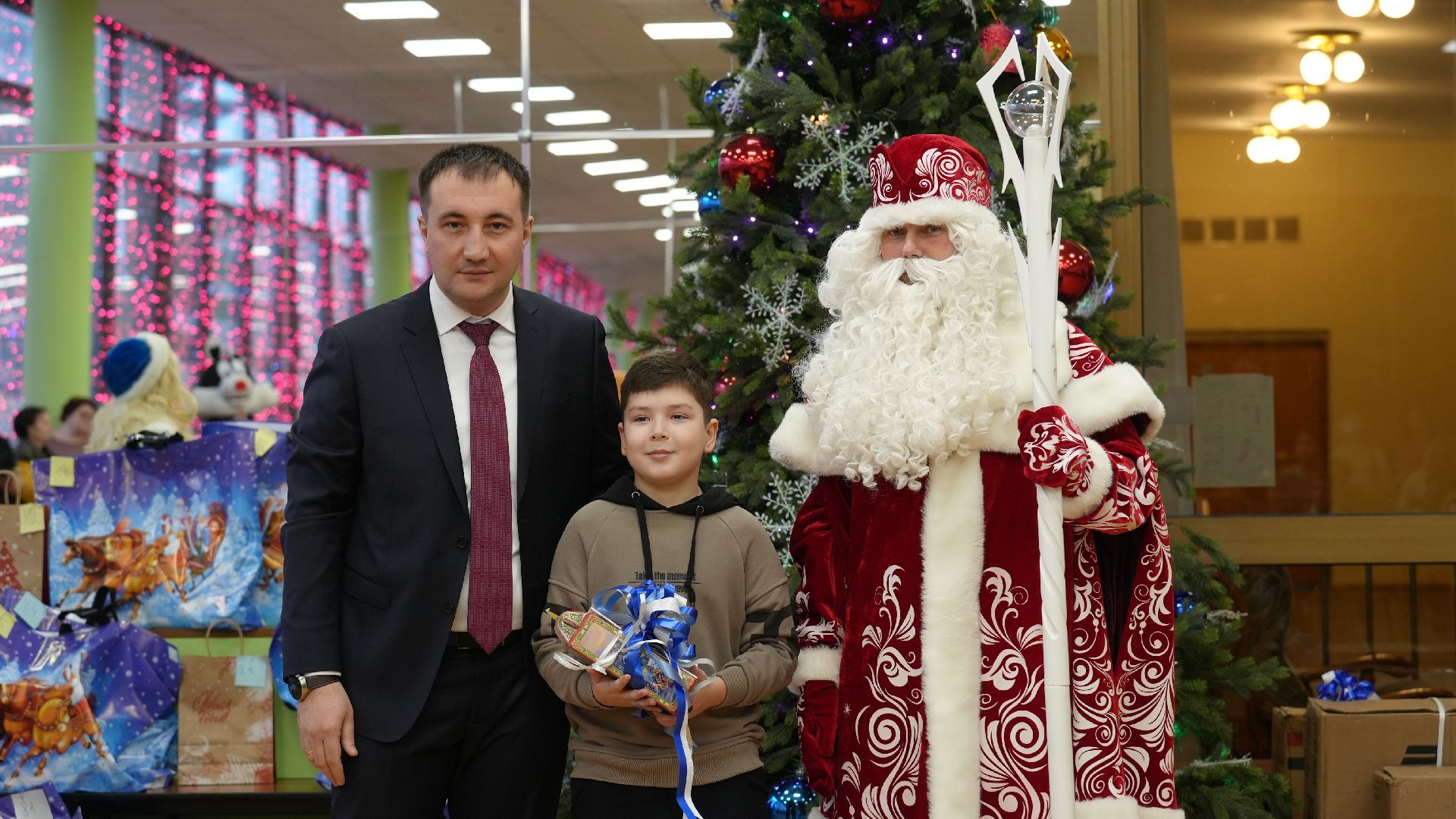 вертикалка, елка желаний, новый год,