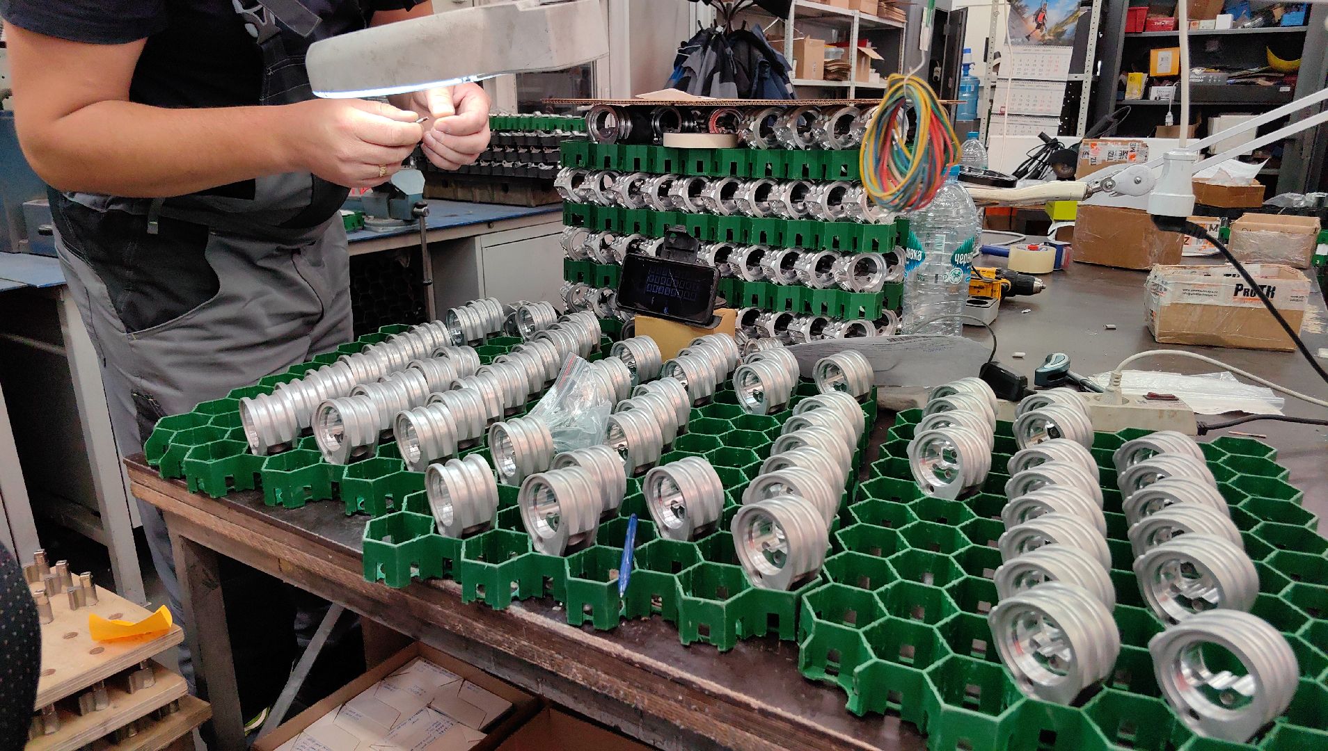 производство, протезы, комплектующие, Индонезия,