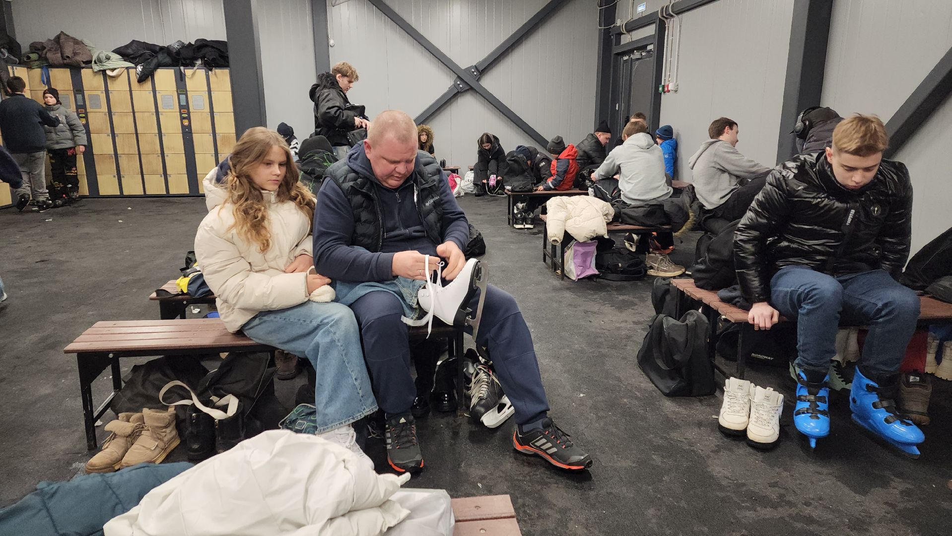 пушкино, каток в центре города, каток в парке, коньки, зима в подмосковье, семейные выходные,