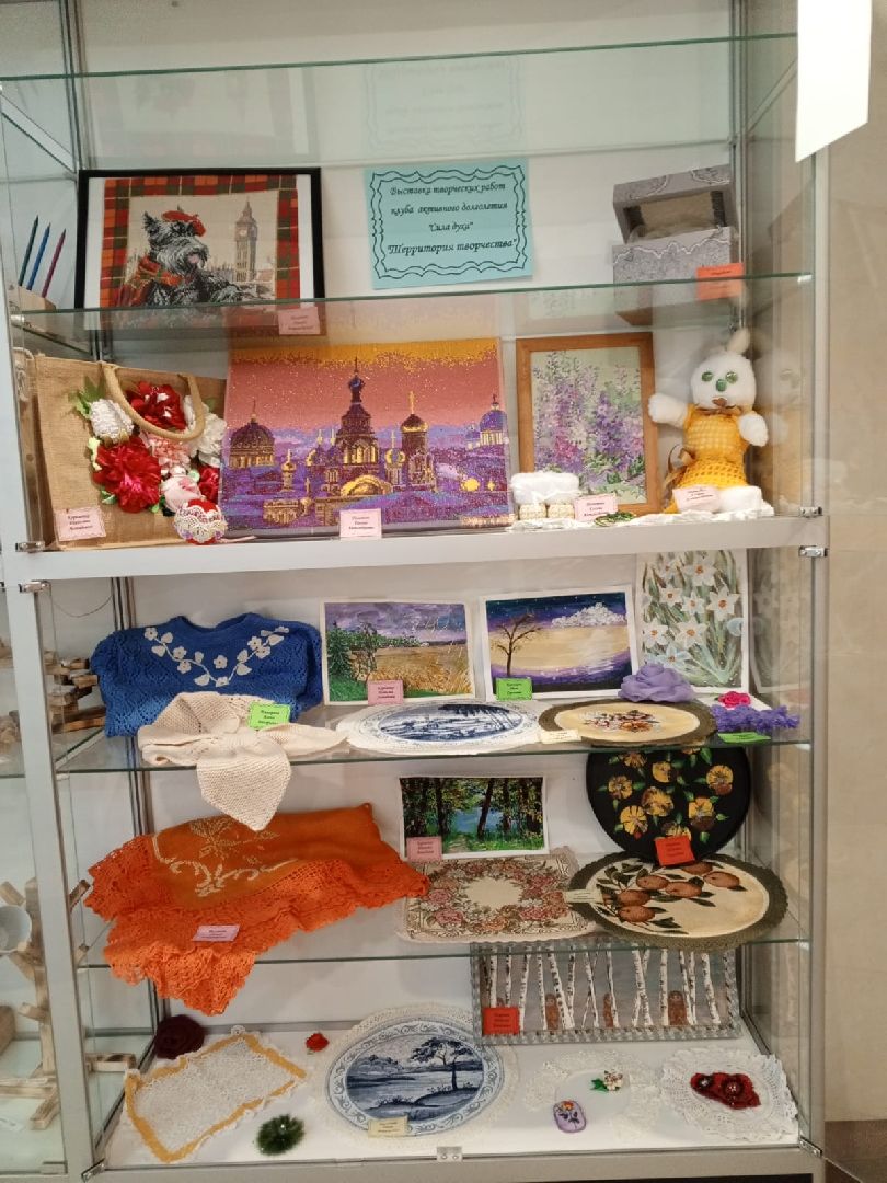 пушкинский, дк, дом культуры, поселок, художественное творчество, поделки, рукоделие,экспозиция,куклы, обереги,платки, броши,