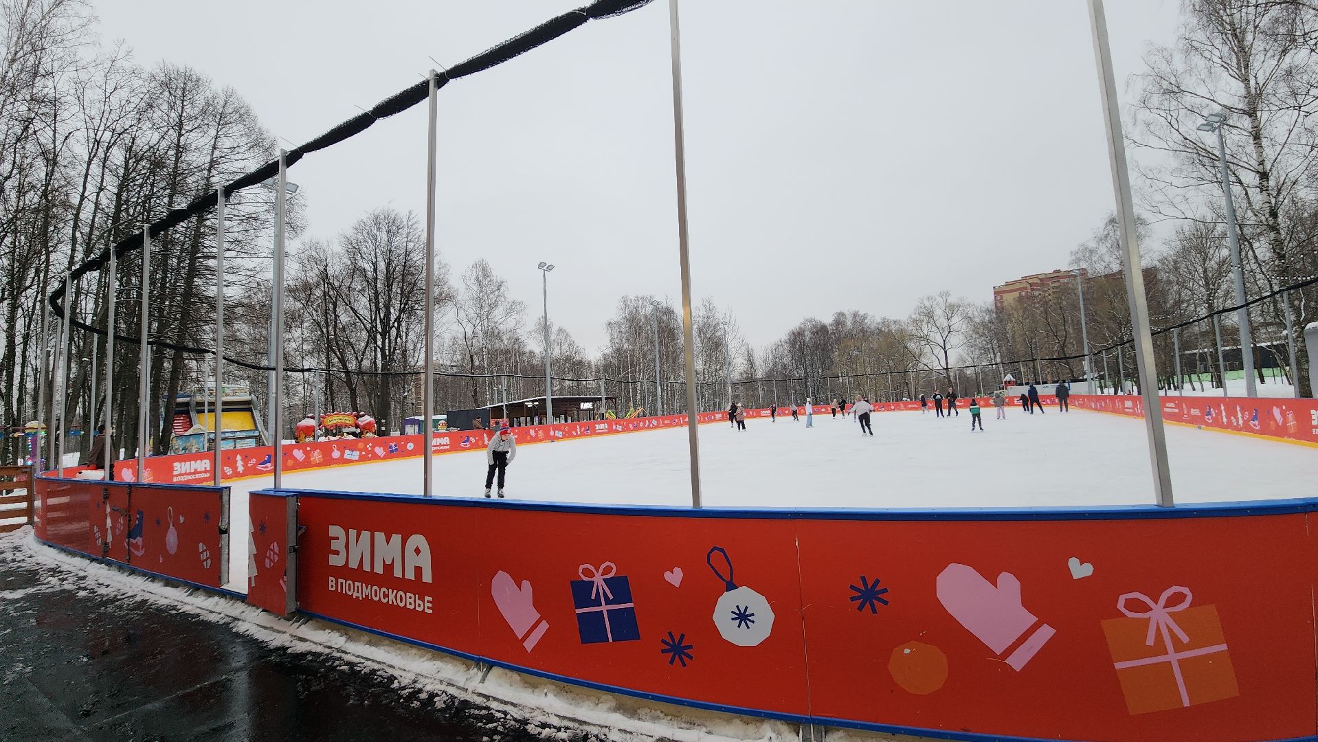 пушкинский, ивантеевка, каток, каток в парке, каток в центре города, коньки, прокат коньков, зима в подмосковье, развлечения,семейный отдых,