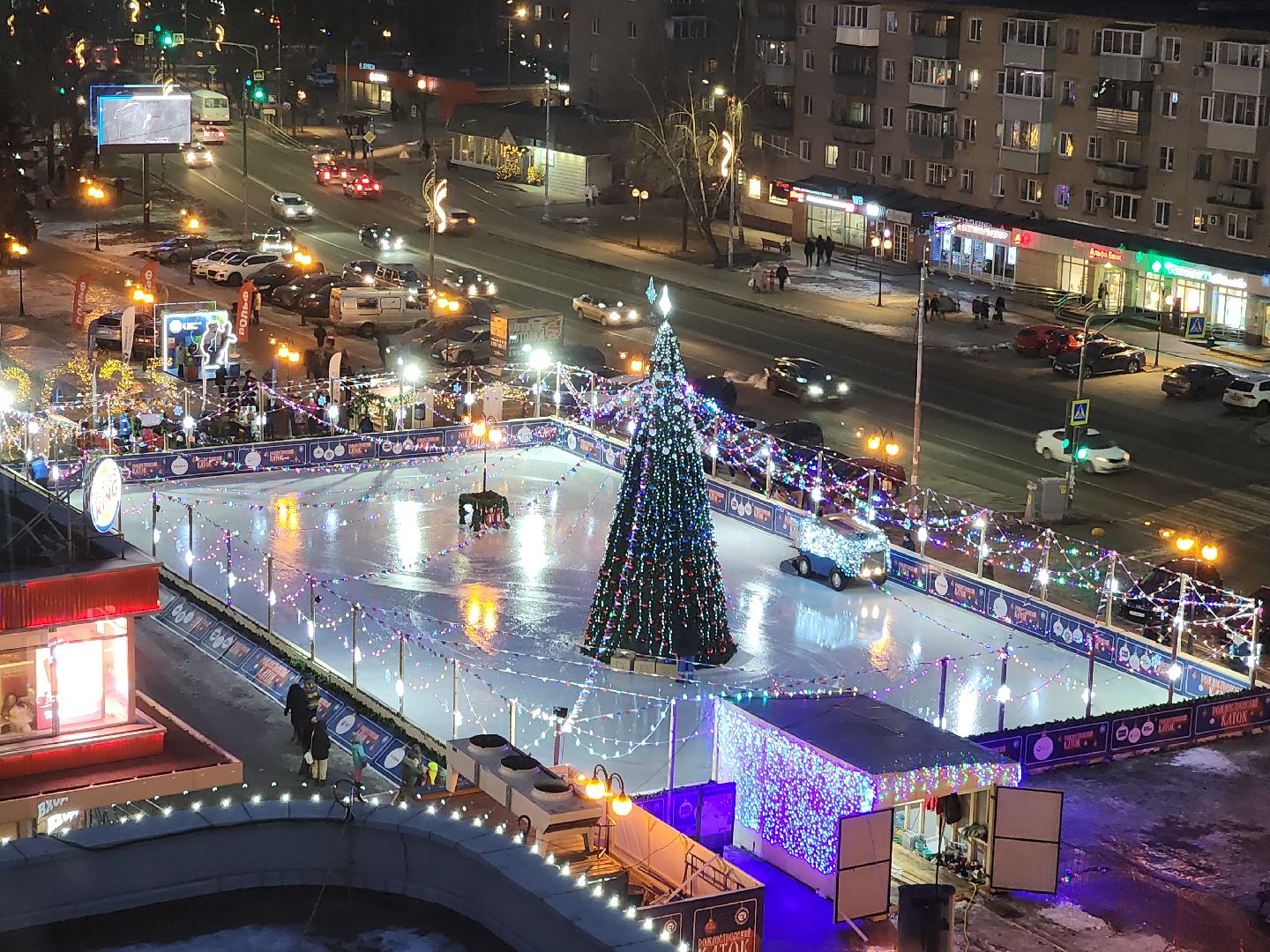 серпухов, подмосковье, каток, искусственный лед, новый год,