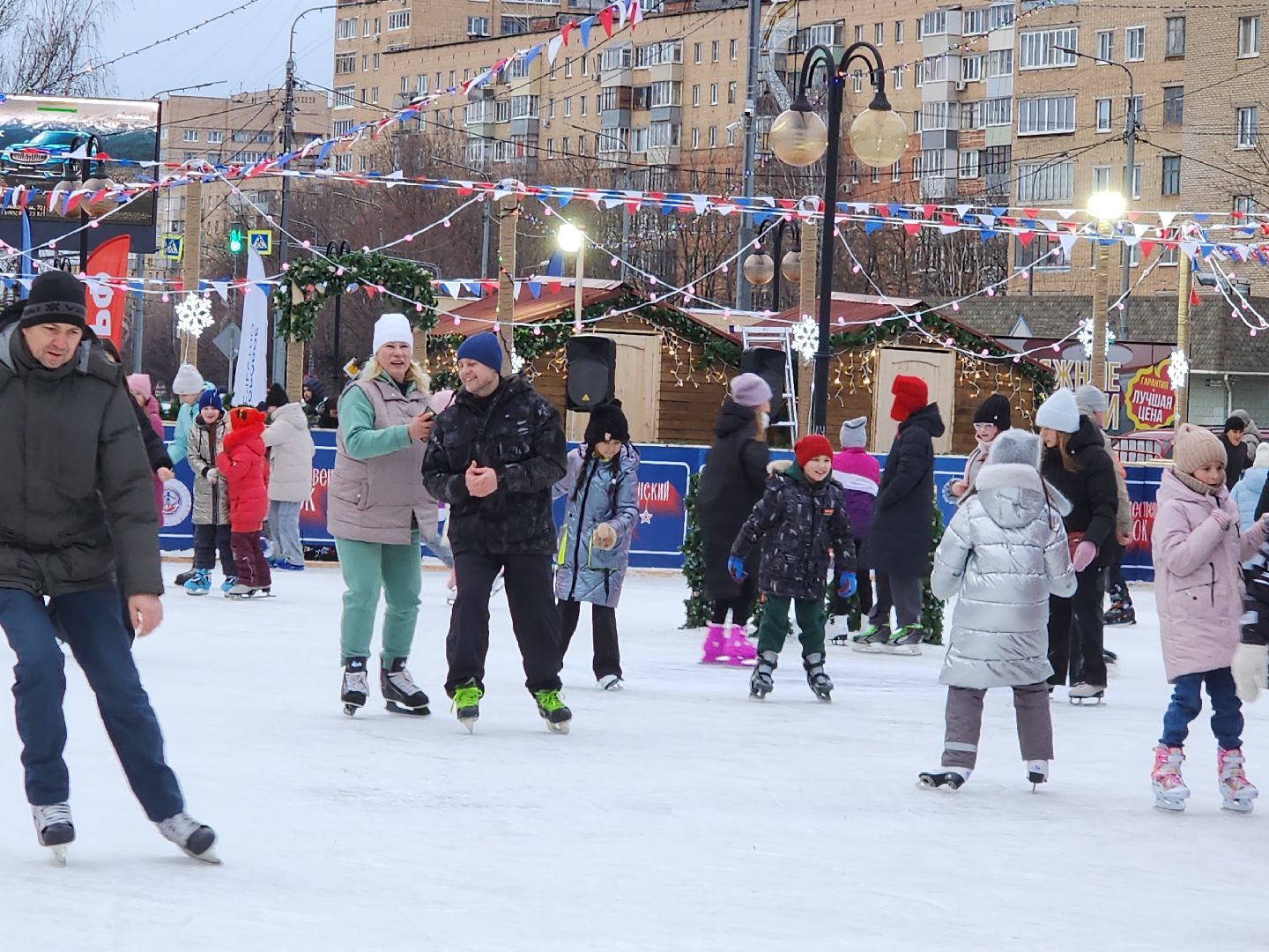 серпухов, подмосковье, каток, искусственный лед, новый год,